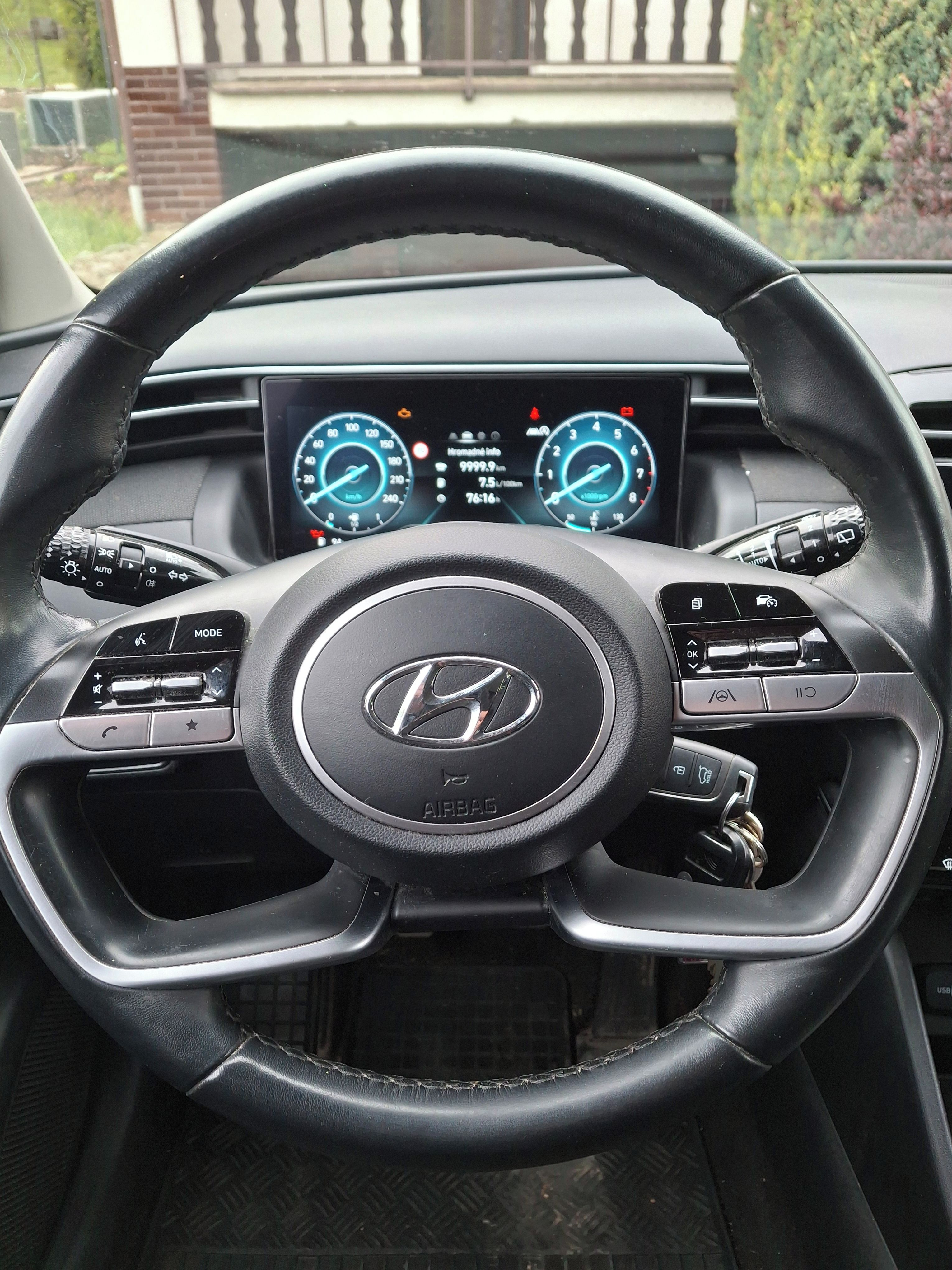 Hyundai Tucson, SMART 1.6 T-GDI 4x2, 110 kW - fotka 4