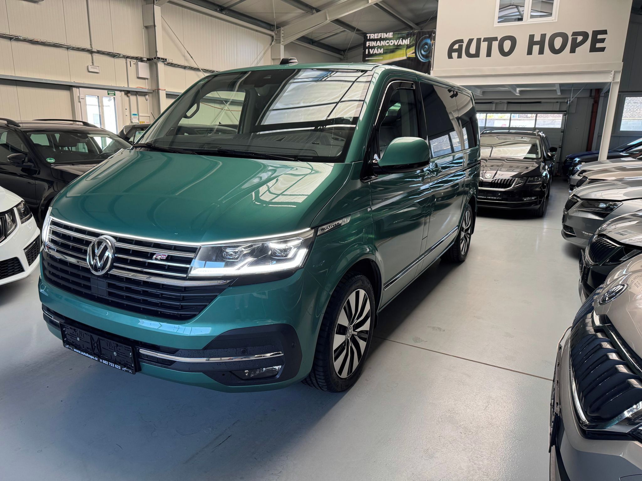 Volkswagen Multivan, 2.0TDI 150KW Highline 4MOT DSG - fotka 3