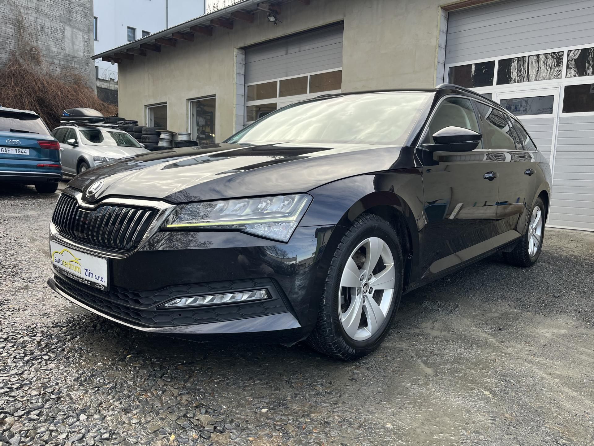 Škoda Superb, 2,0TDi  110Kw  DSG  AMBIENTE - fotka 3