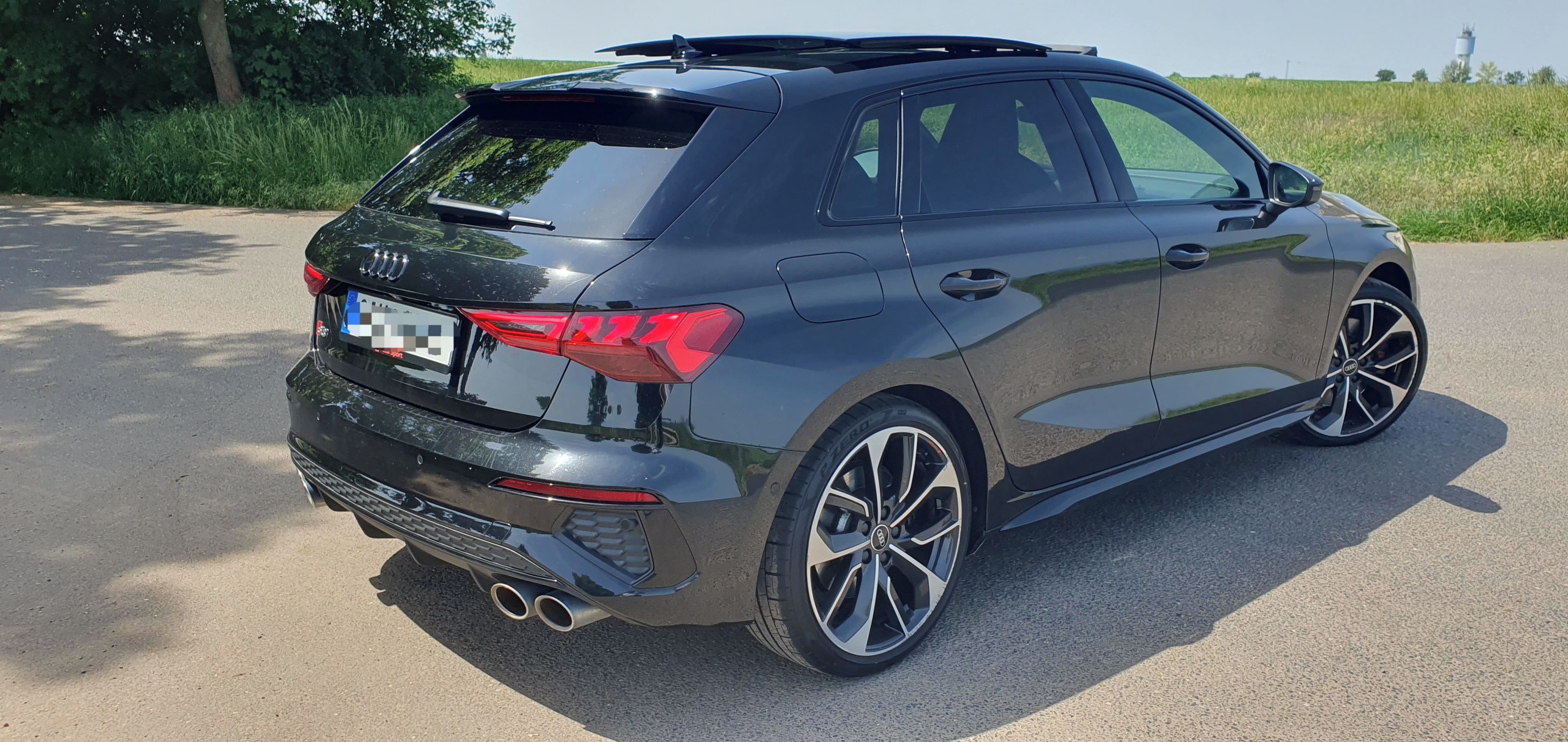 Audi S3, 2.0Tfsi quattro 228kw,ČR,Dph.. - fotka 5