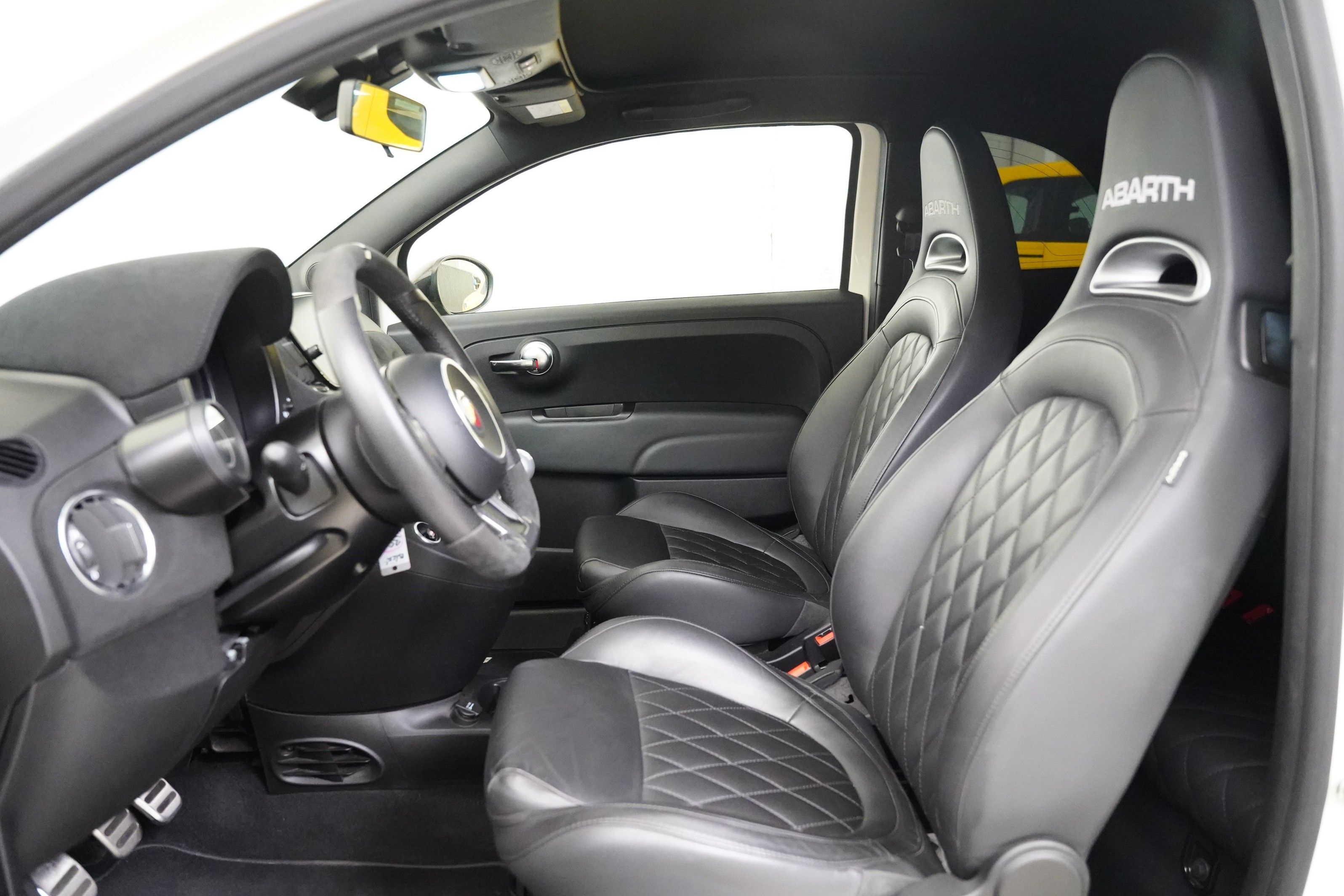 Fiat 500, 1.4 i 132 kW T-Jet - fotka 5