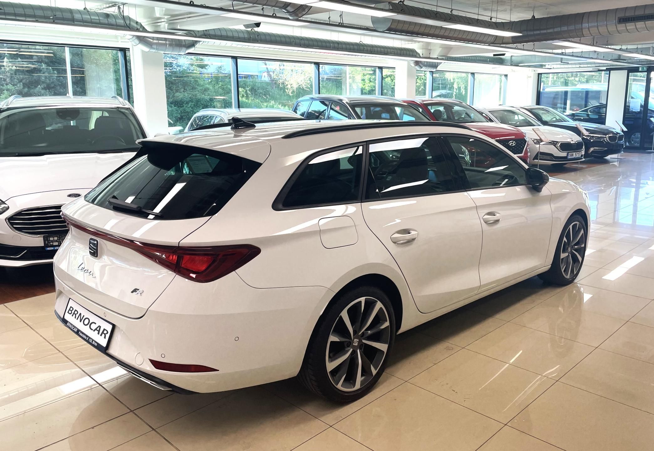 Seat Leon, 2.0TDI 110 kW, FR, DSG, ST, ČR - fotka 6