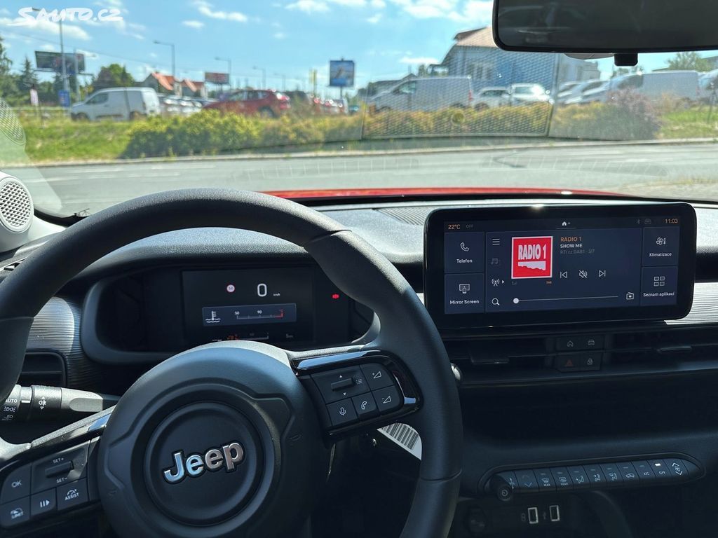 Jeep Avenger, Longitude 1.2 Turbo 100 6MT - fotka 6