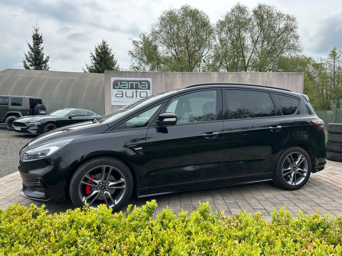 Ford S-MAX, 2.0EcoBlue 177kW ST-Line TAŽNÉ - fotka 4