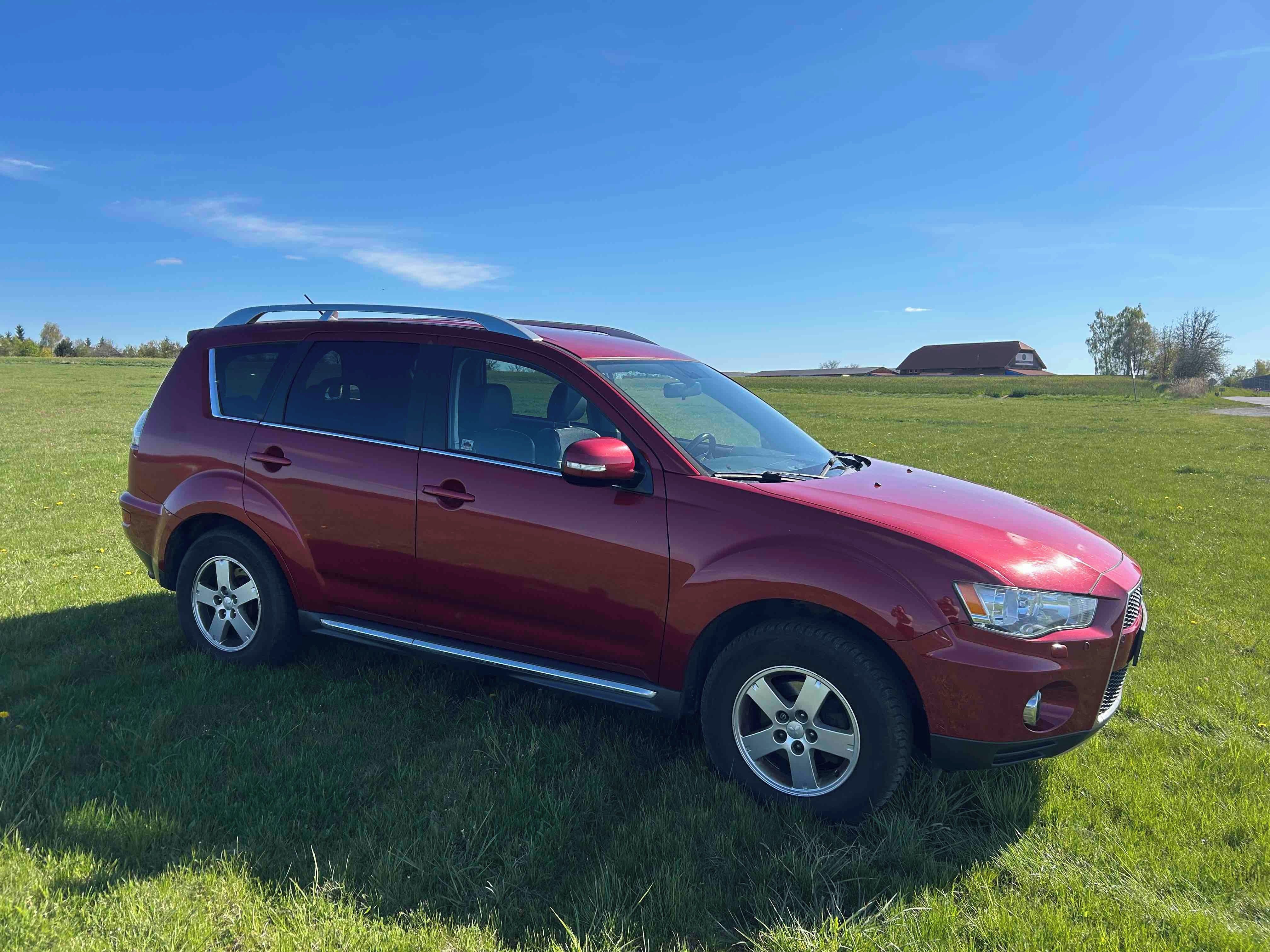 Mitsubishi Outlander, Prodám SUV Mitshubishi Outland - fotka 2