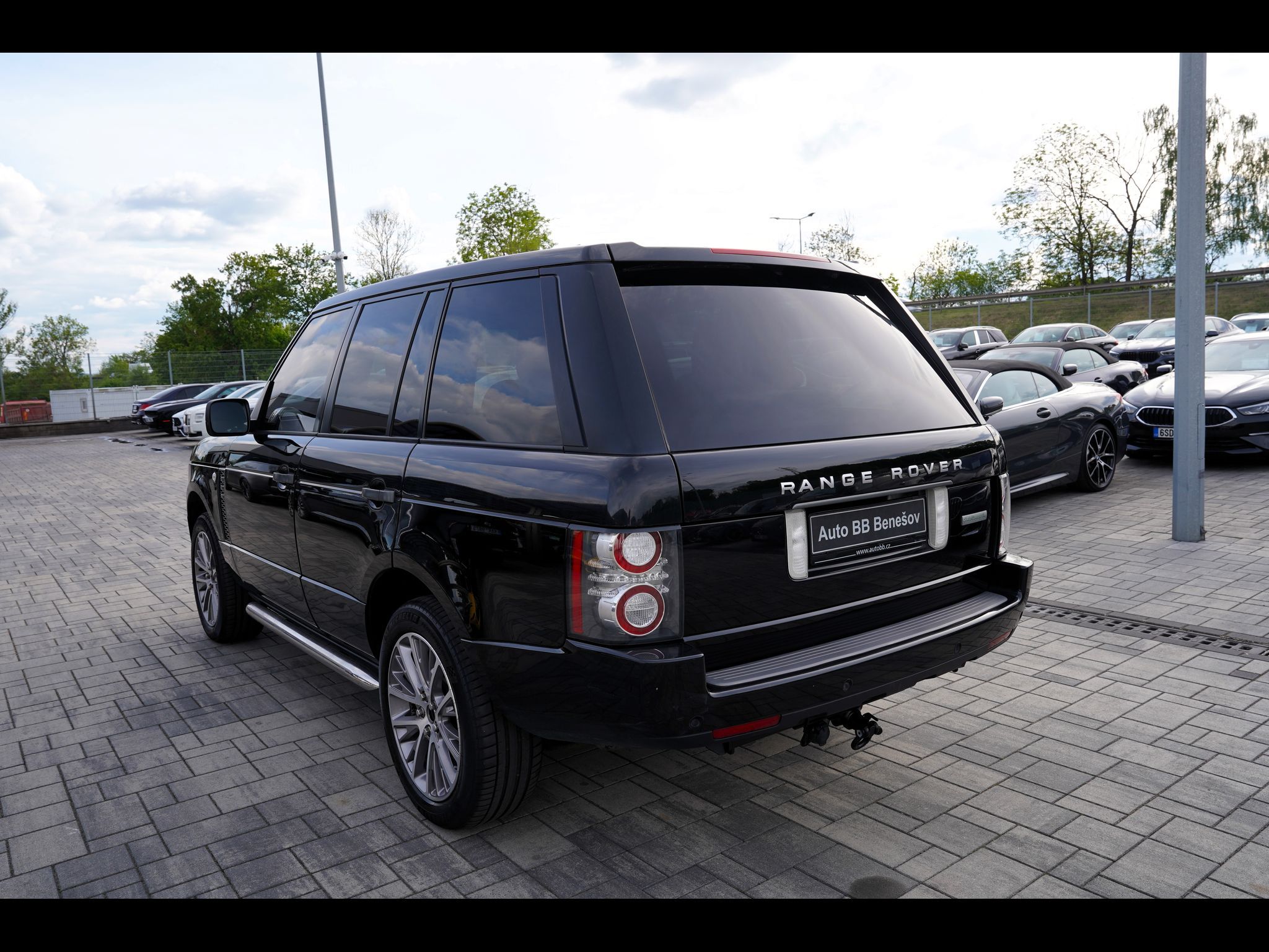 Land Rover Range Rover, 4.4 SDV8 Autobiography/4x4/ČR - fotka 4