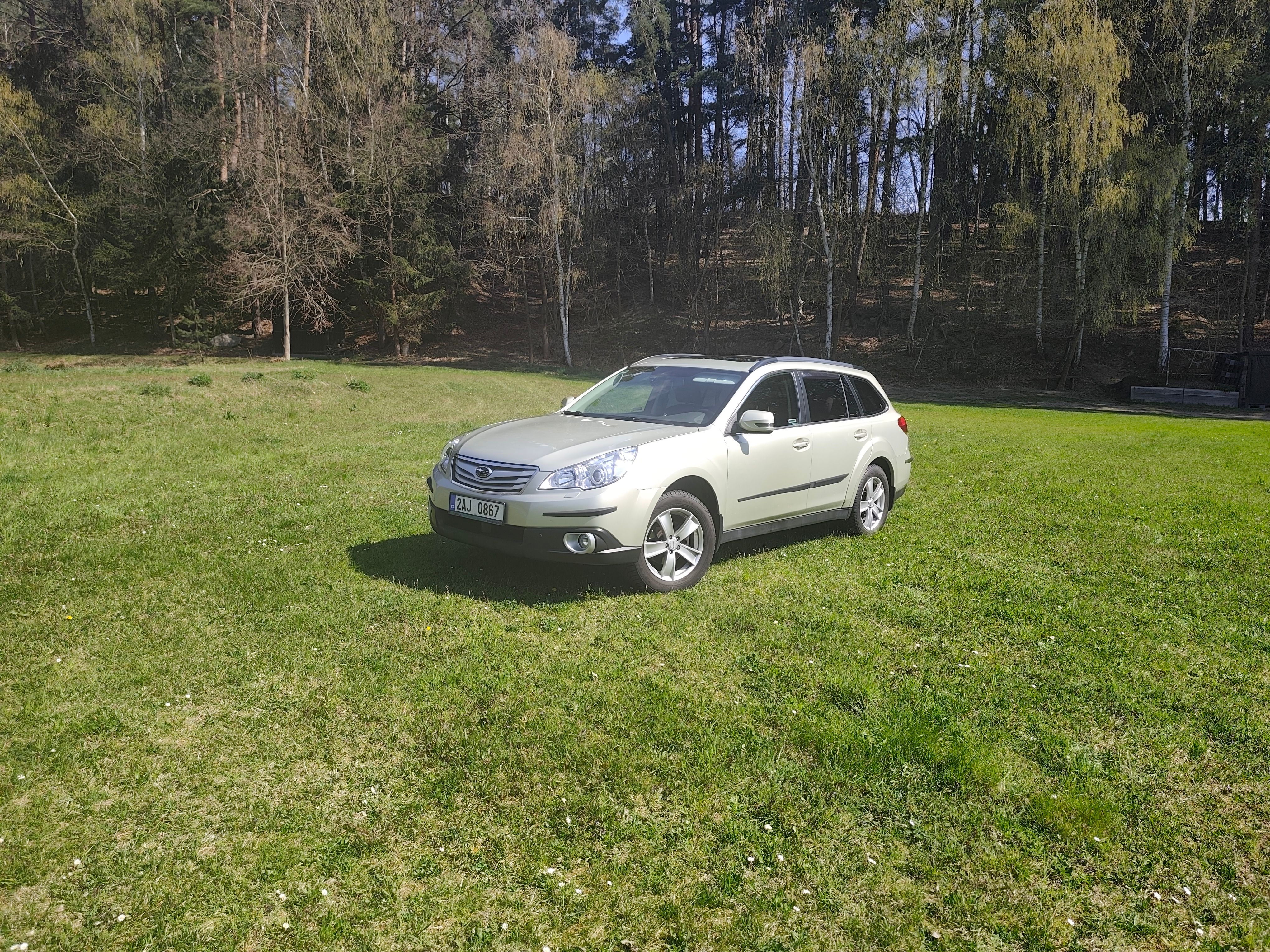 Subaru Outback, 2,5i AWD plná výbava,1.majitel - fotka 3