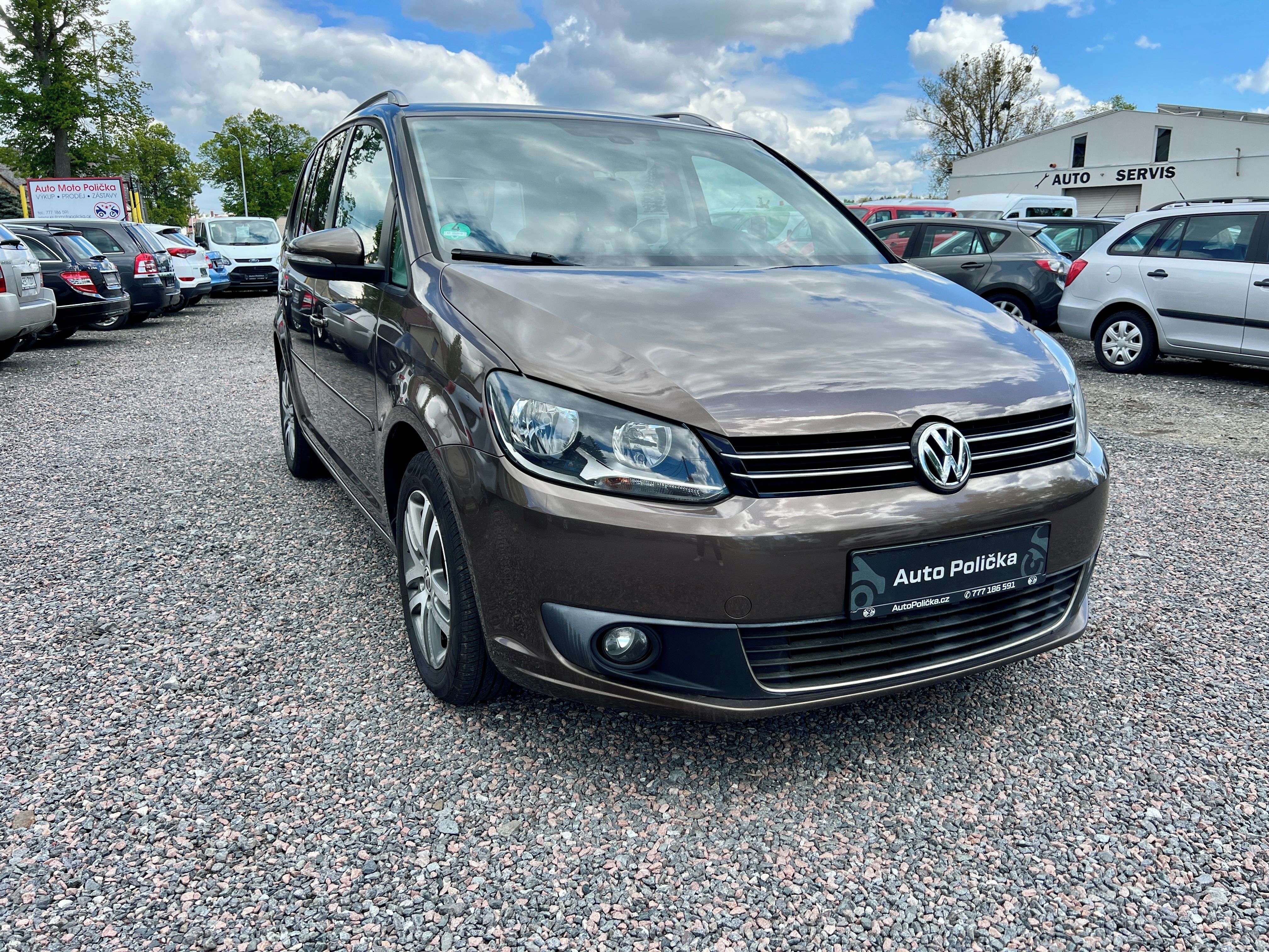 Volkswagen Touran, 1.6 TDI 77 kW Servis,5míst - fotka 4