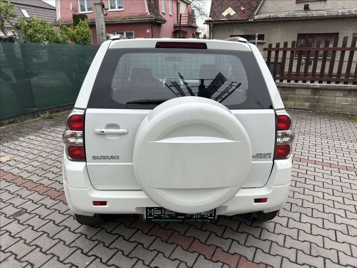 Suzuki Grand Vitara, 1,6 4x4 - fotka 4