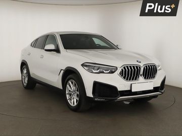 xDrive40i