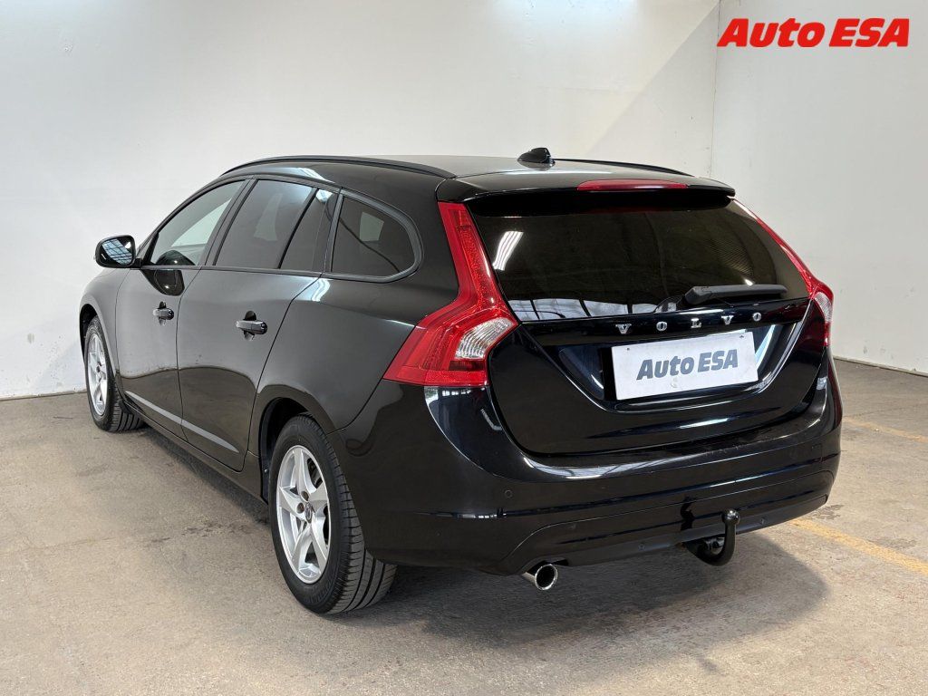 Volvo V60, 1.6 D2 - fotka 6