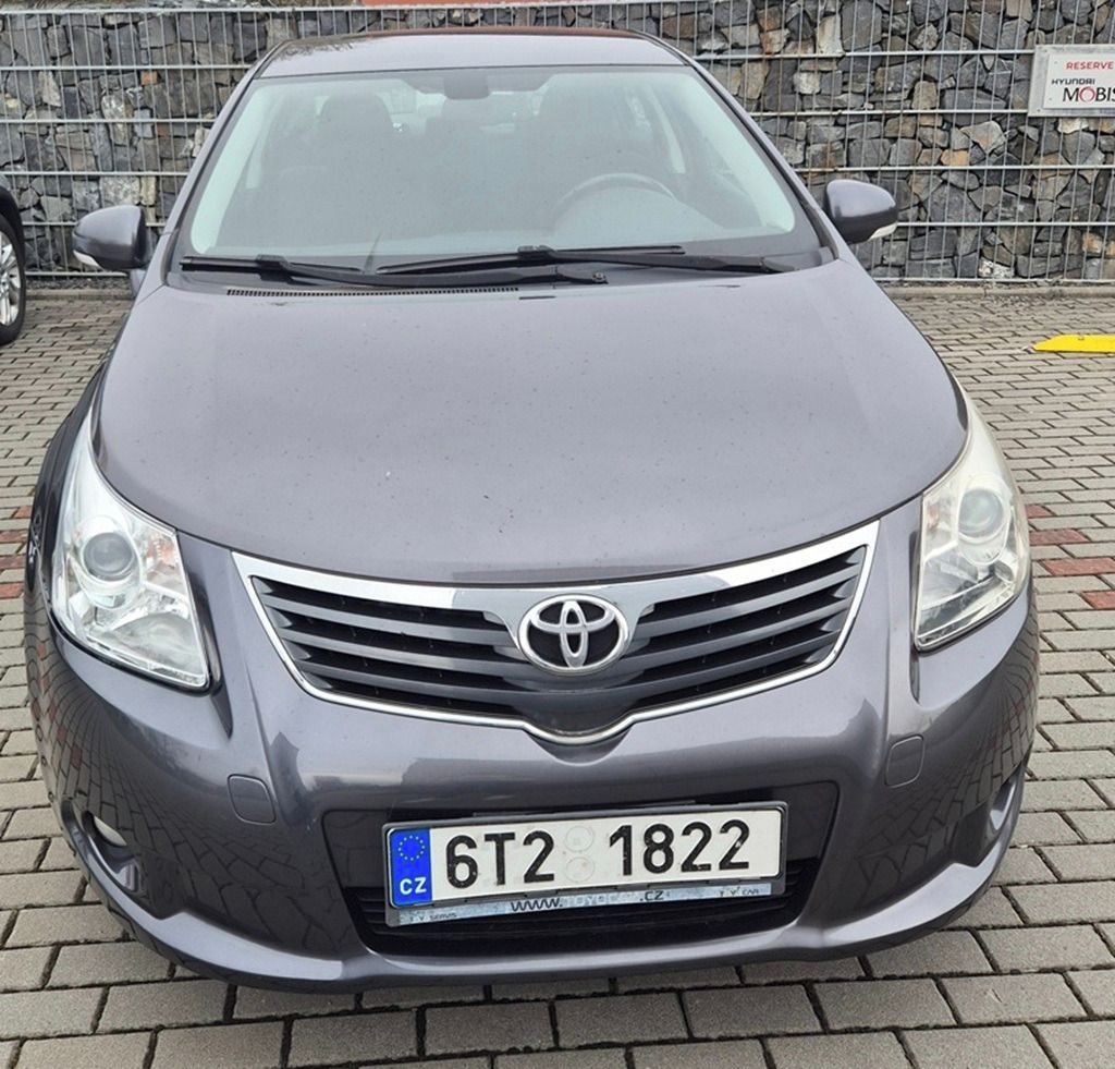 Toyota Avensis, Toyota Avensis T27 2.0 93kW