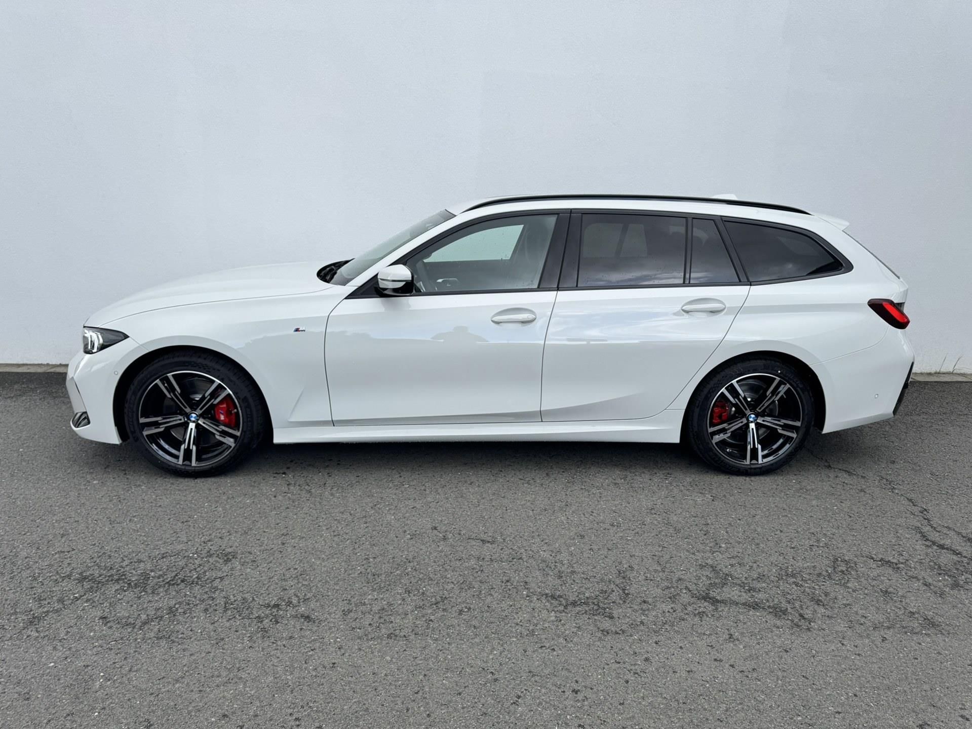 BMW Řada 3, 320d xDrive Touring - fotka 3