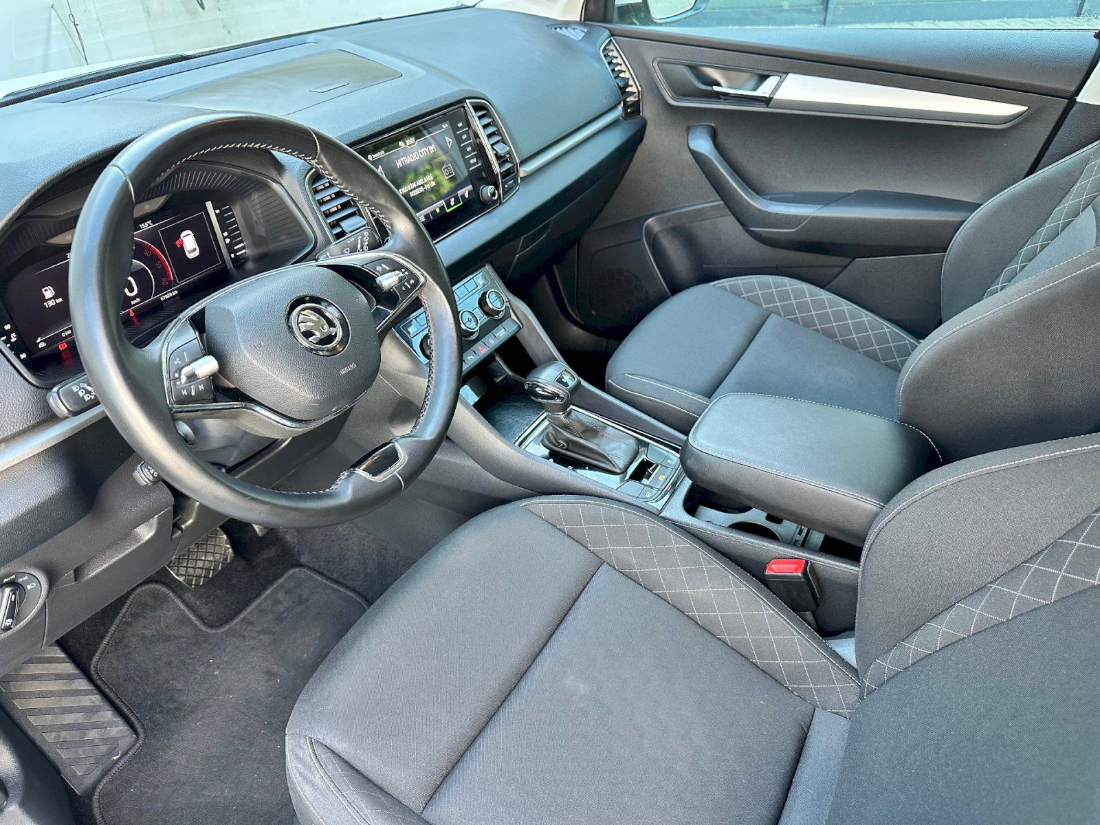 Škoda Karoq, 2.0 TDI 85 kW Ambition DSG - fotka 6