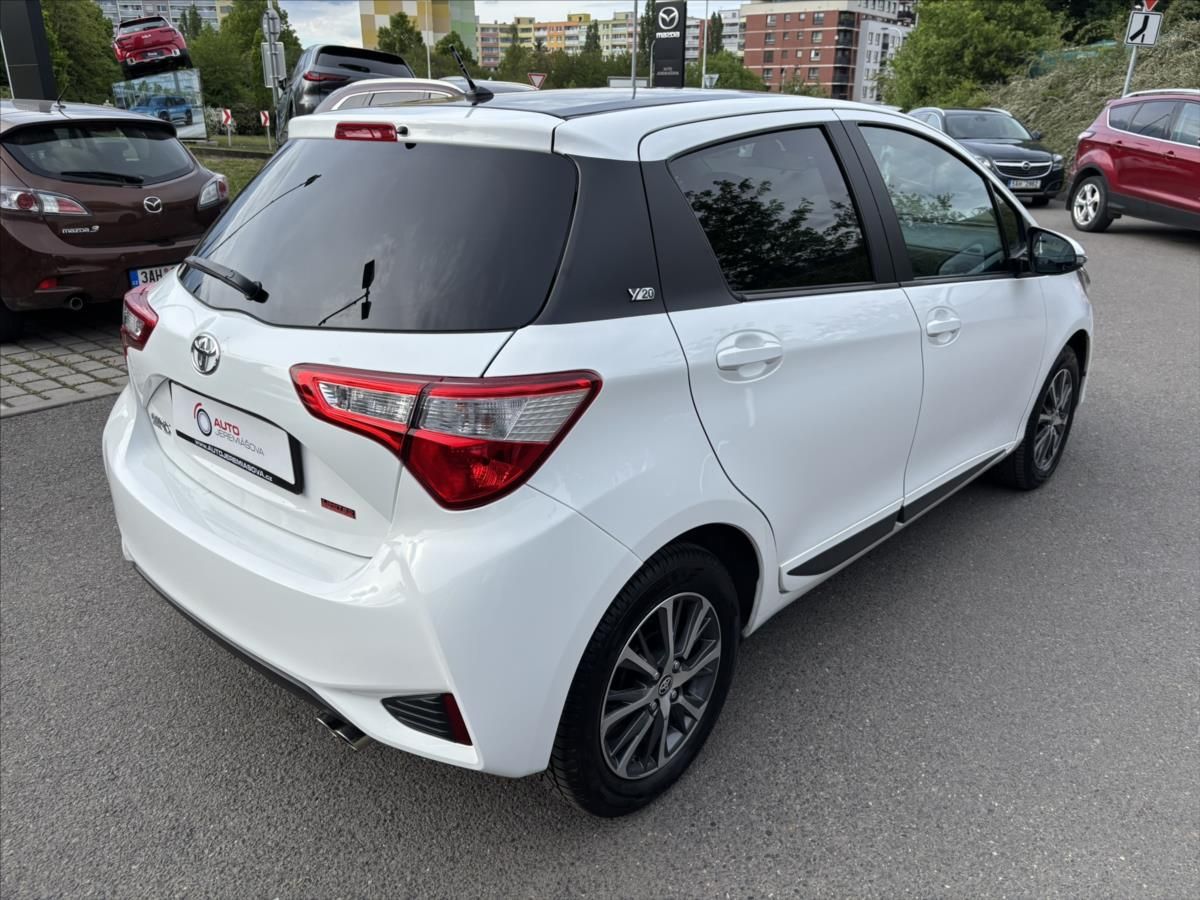 Toyota Yaris, 1,5 VVT-i Active KAMERA - fotka 5
