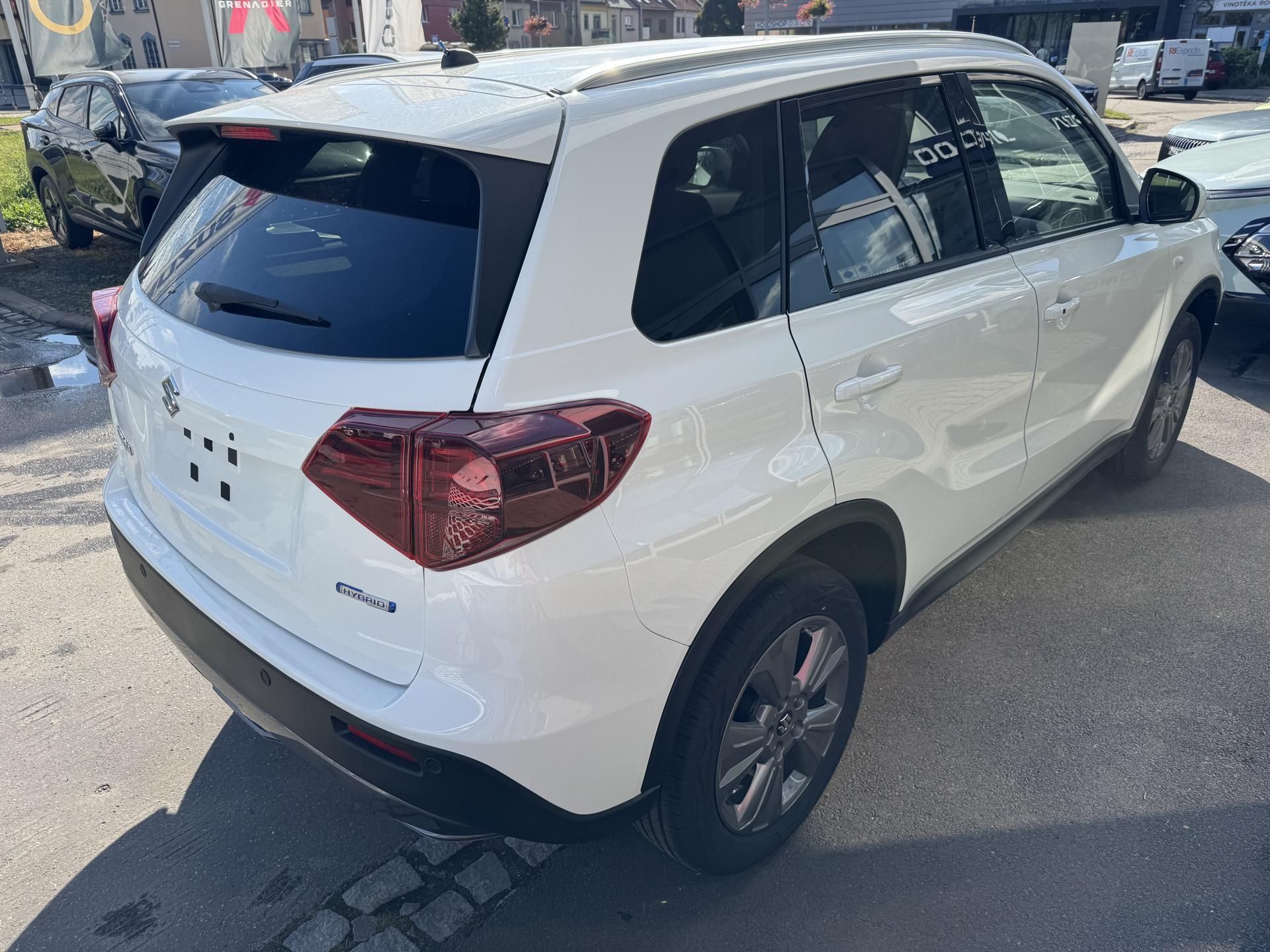 Suzuki Vitara, 1,4 Premium Hybrid AllGrip - fotka 3