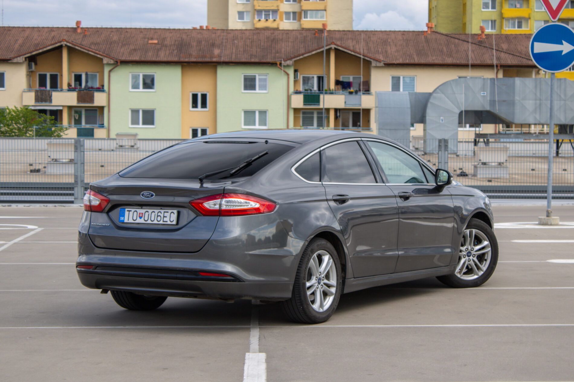 Ford Mondeo - fotka 4