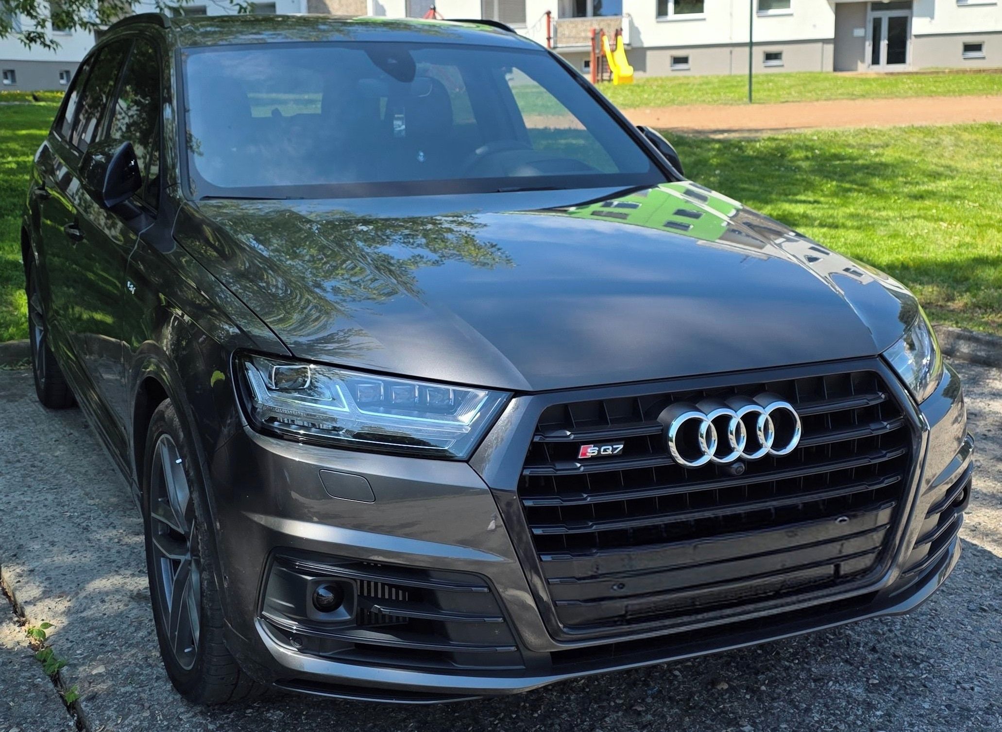 Audi SQ7, 4.0 TDI .Servisovano
