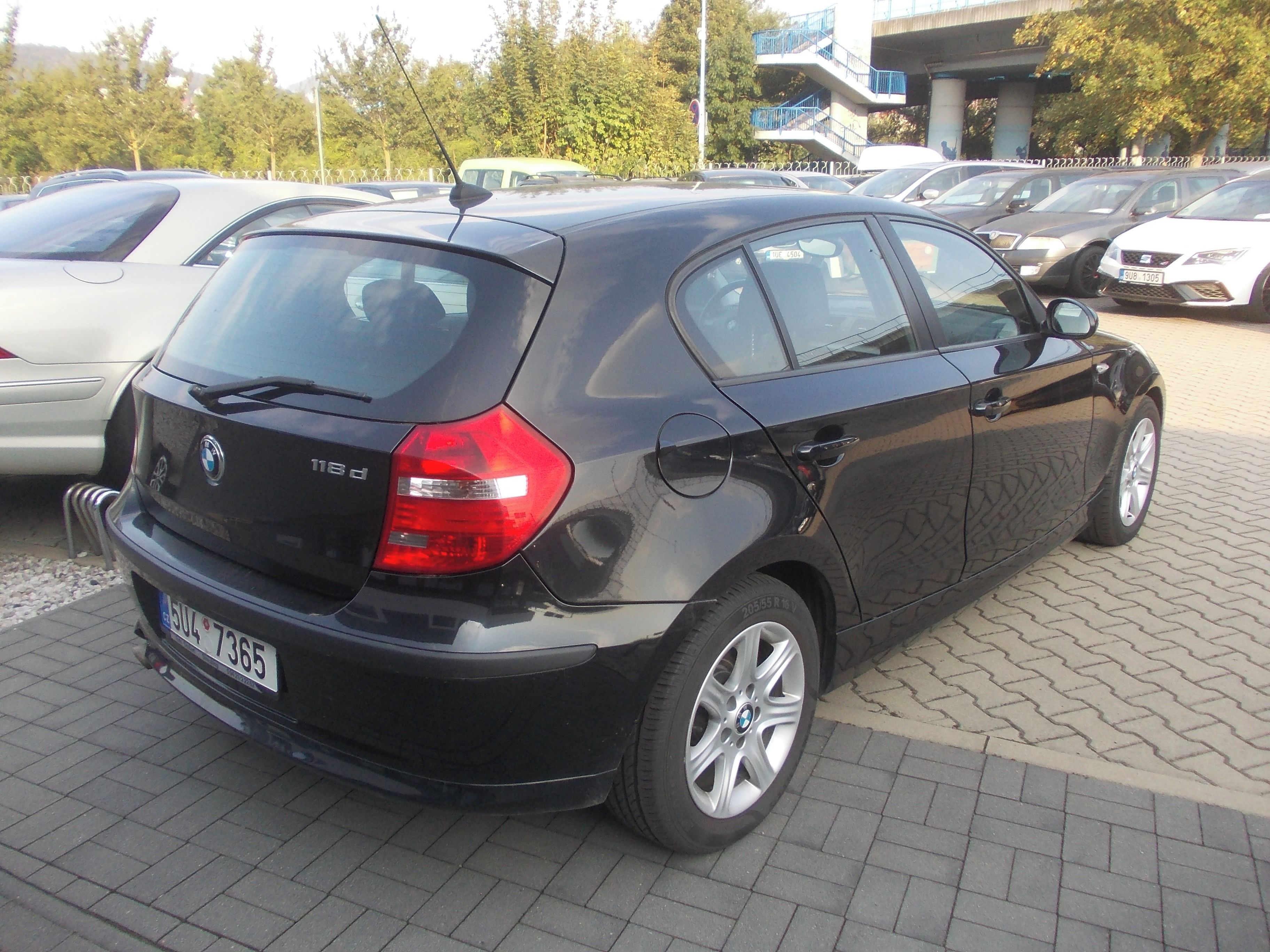 BMW Řada 1, 118D 105KW - fotka 3