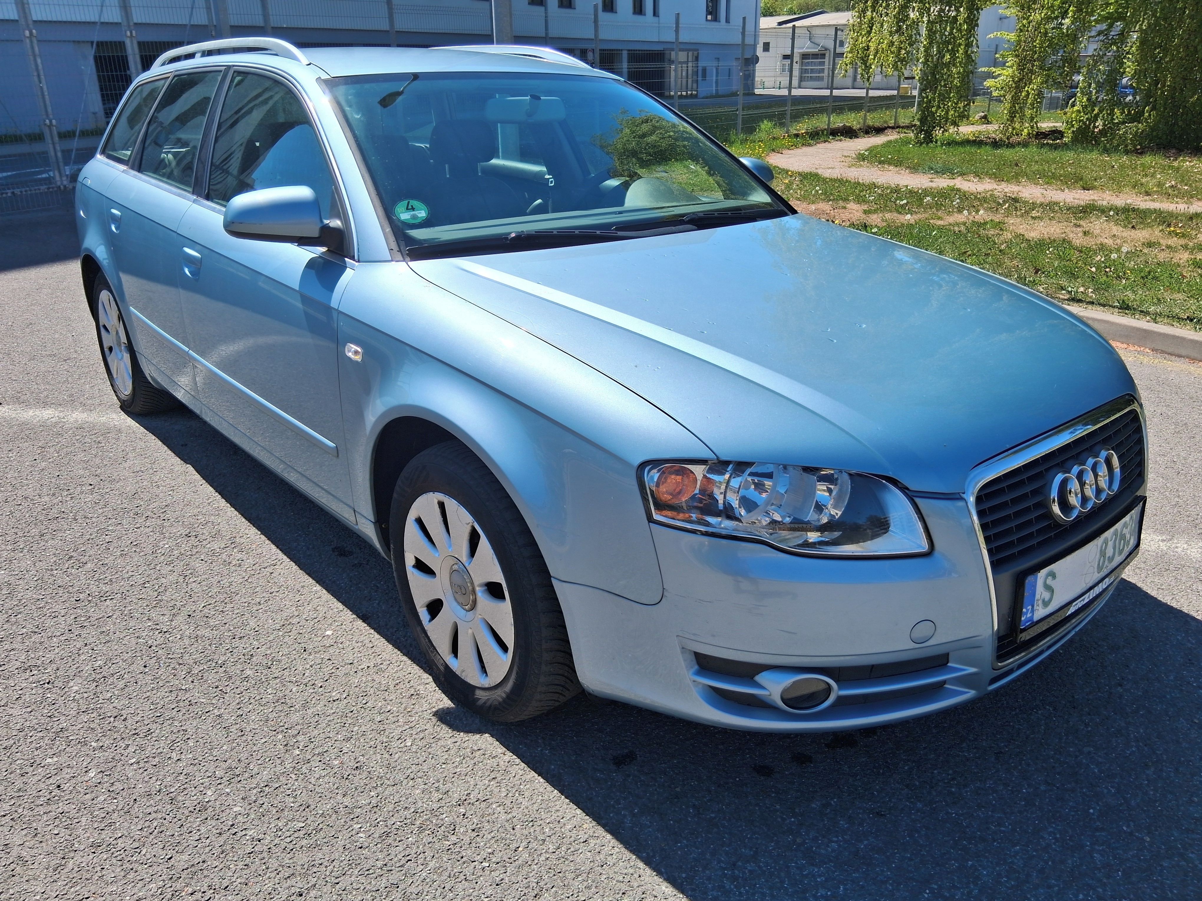 Audi A4, 2.0 TDI,KLIMA,EL.OKNA,ABS,ALU - fotka 3