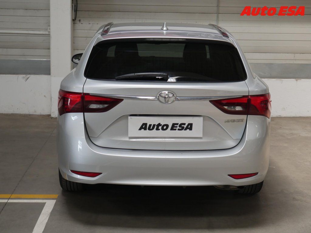 Toyota Avensis, 1.8i,2.maj,ČR,AT - fotka 5