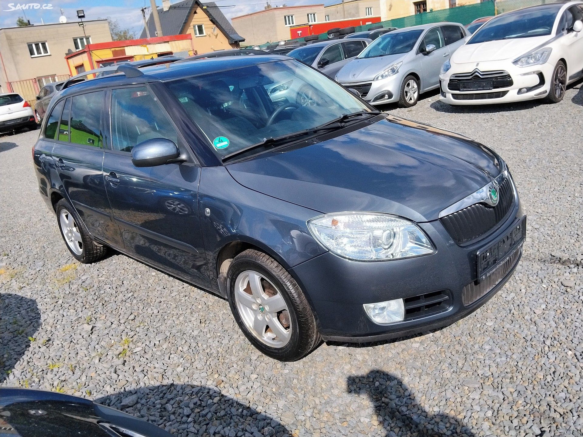 Škoda Fabia, 1.4 16v Výhřev. sed., Tempomat - fotka 5