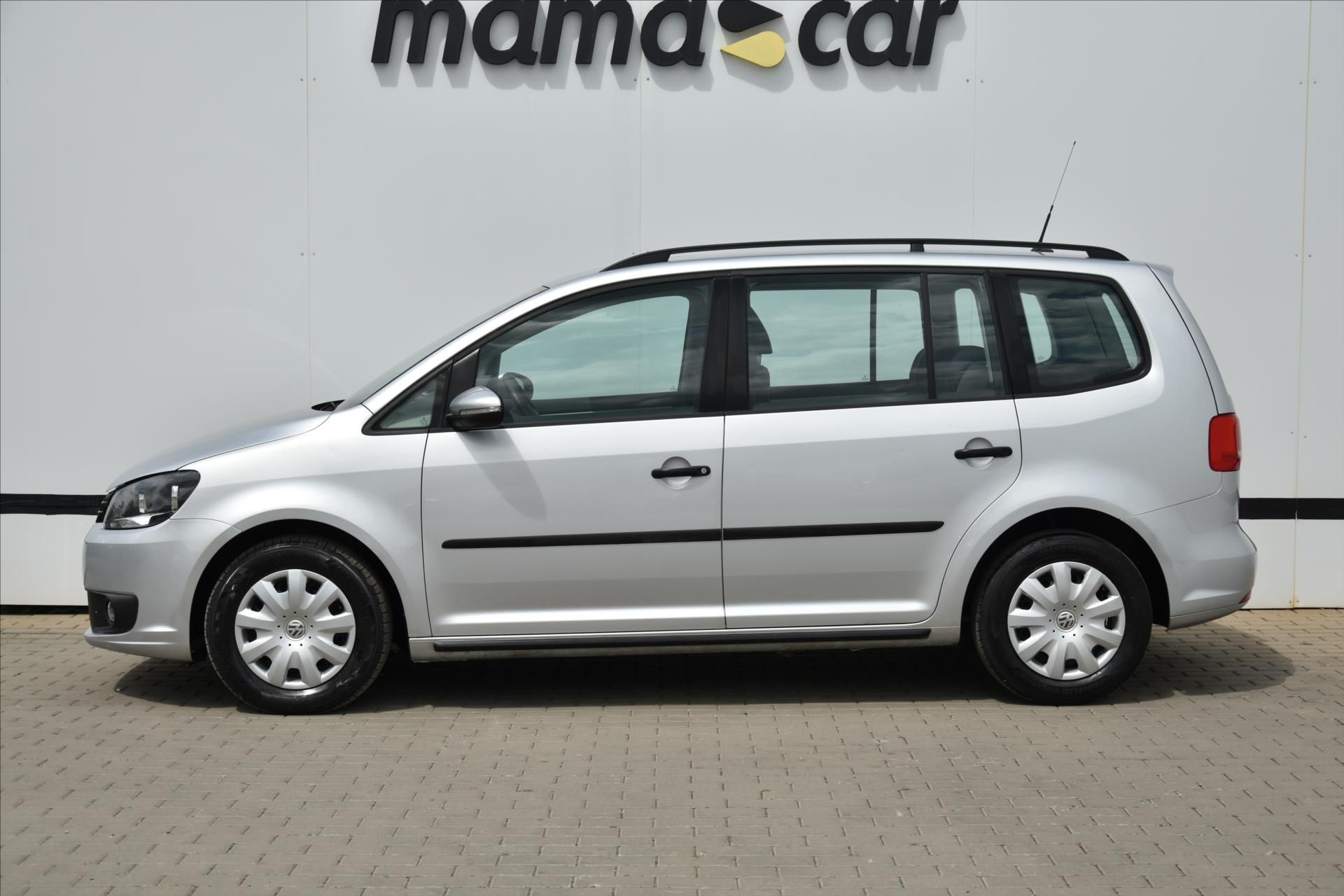 Volkswagen Touran, 1.6TDI 77kW KLIMA SERVIS.KNIHA - fotka 4