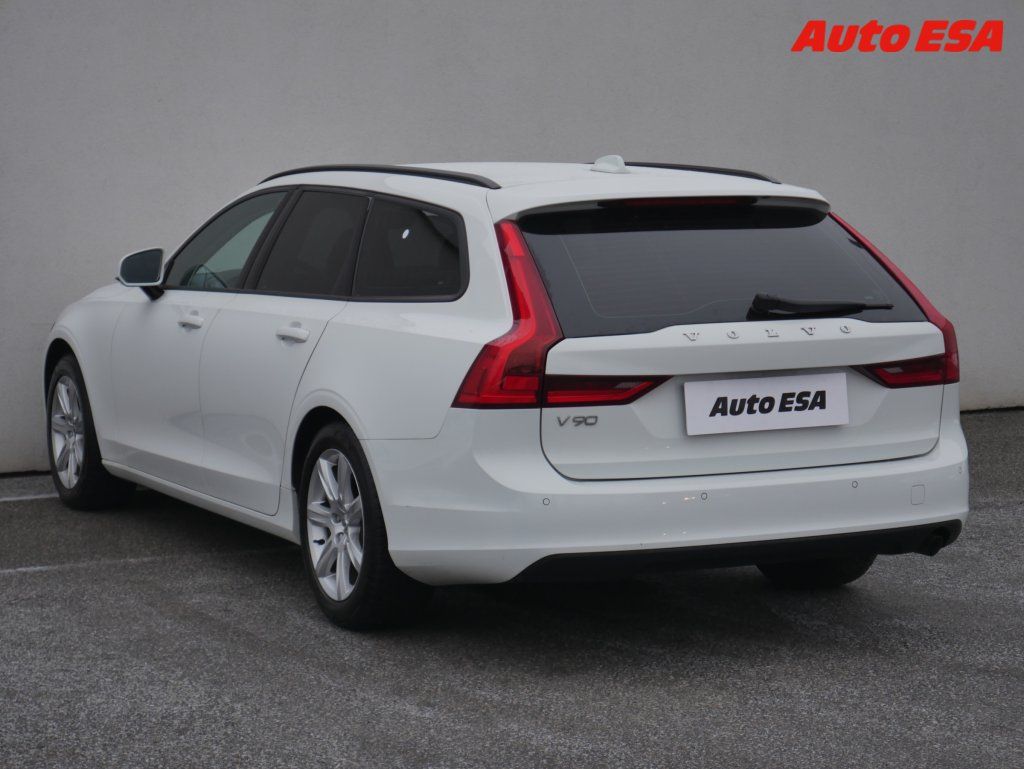 Volvo V90, 2.0D,LED,TZ,park.asist - fotka 6