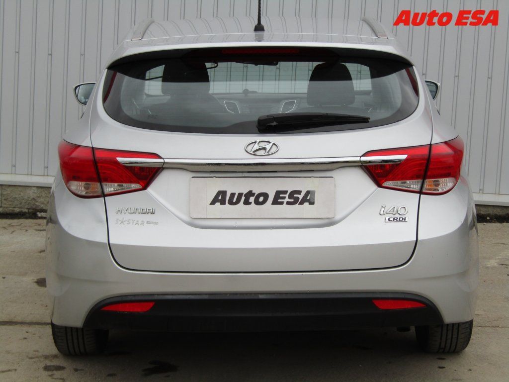 Hyundai i40, 1.7 CRDi,ČR,AC,temp - fotka 5