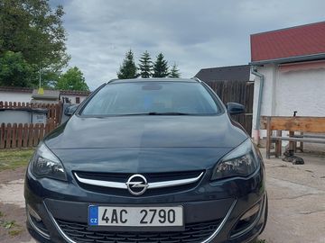 Opel Astra J Sports tourer