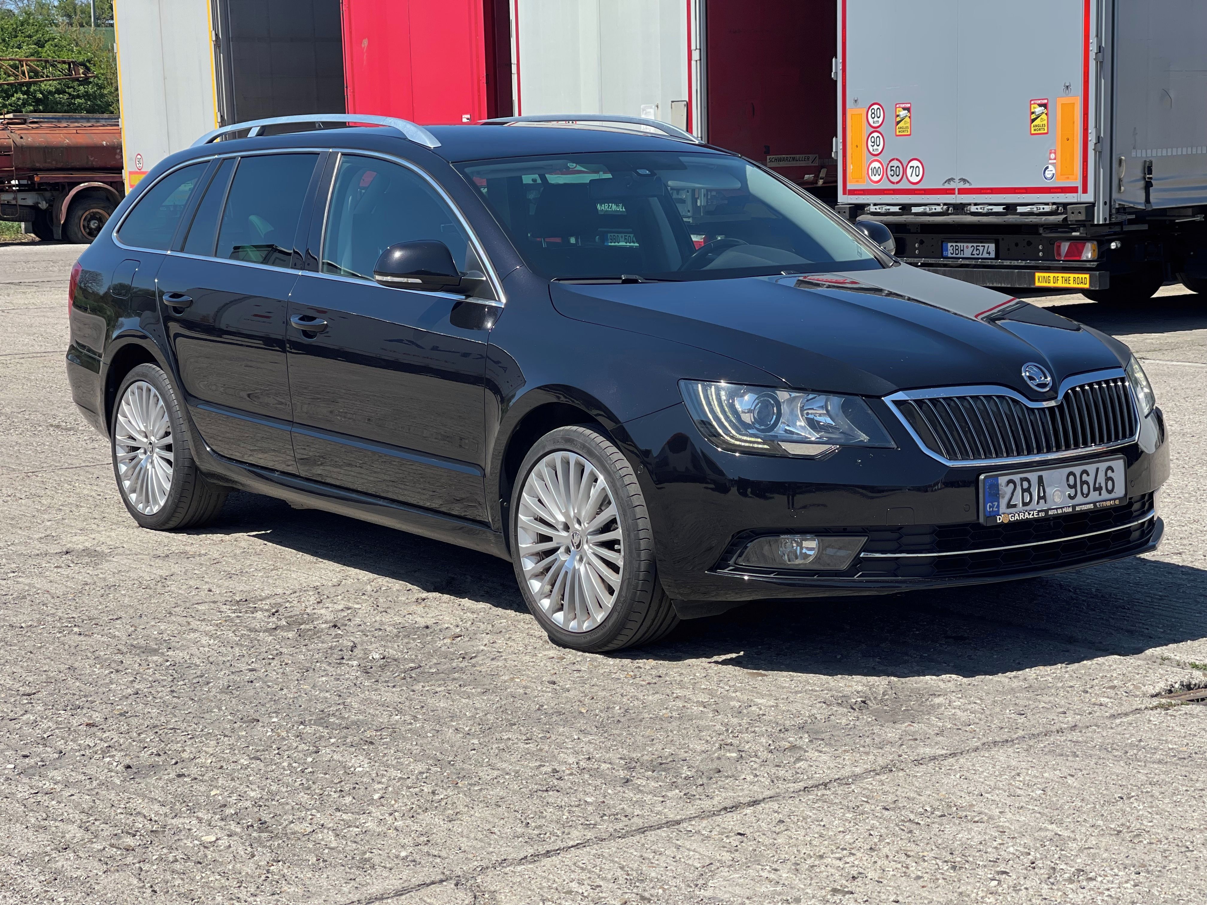 Škoda Superb, 2:0 TDi 125kW ELEGANCE BiXenon - fotka 4