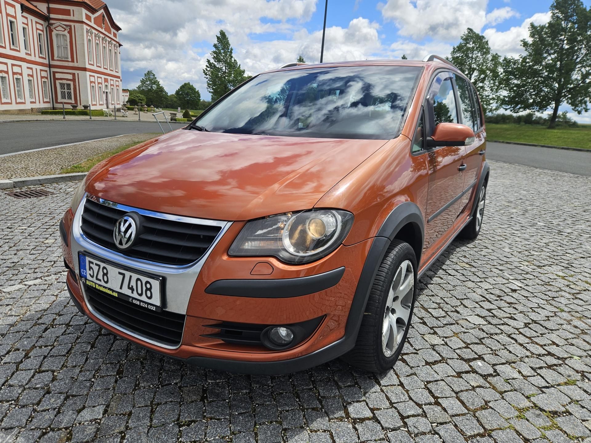 Volkswagen Touran, CROSS 1.9TDI, SPLÁTKY - fotka 2