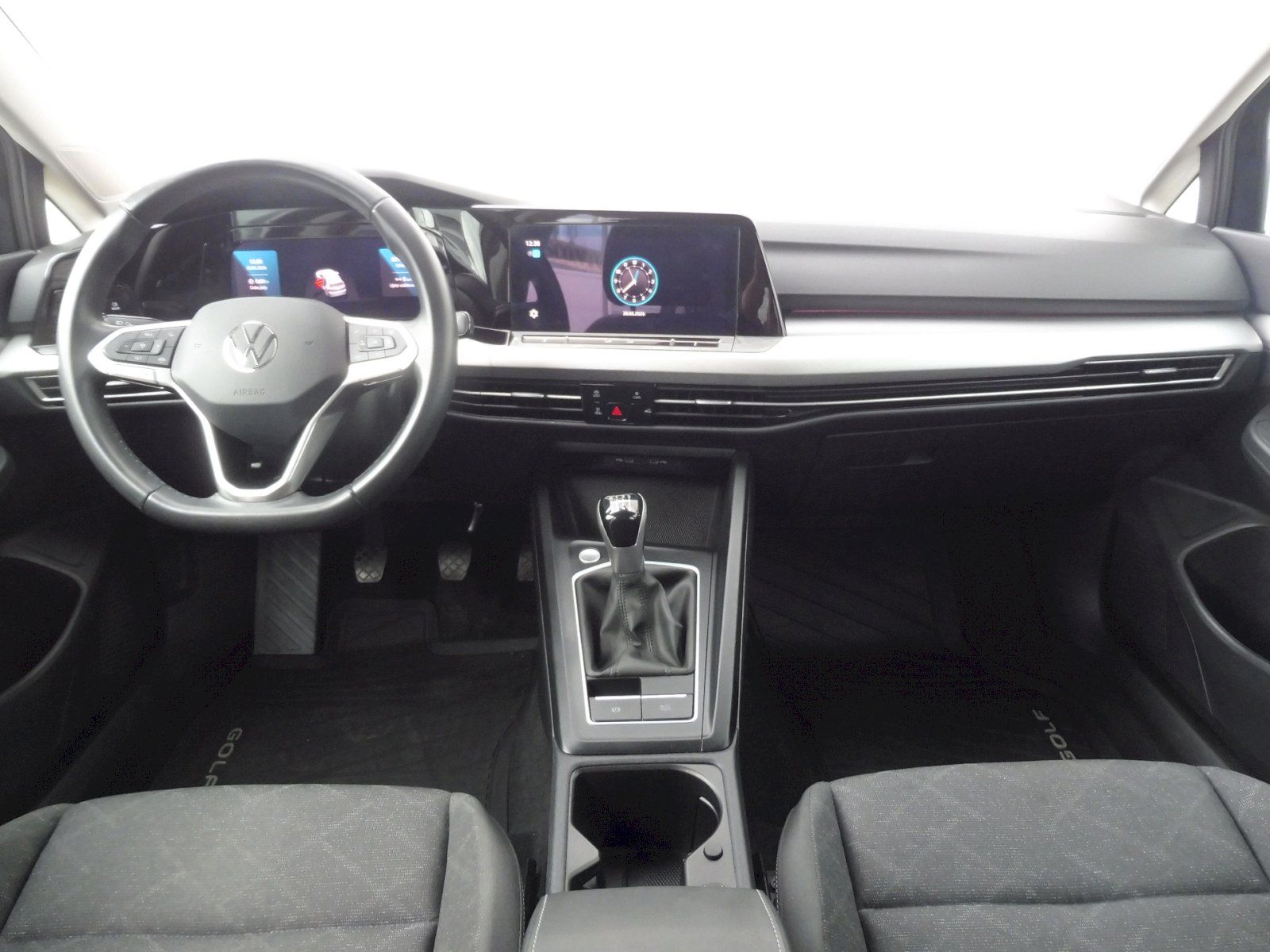 Volkswagen Golf, Life 1,0 TSI 81kW - fotka 5