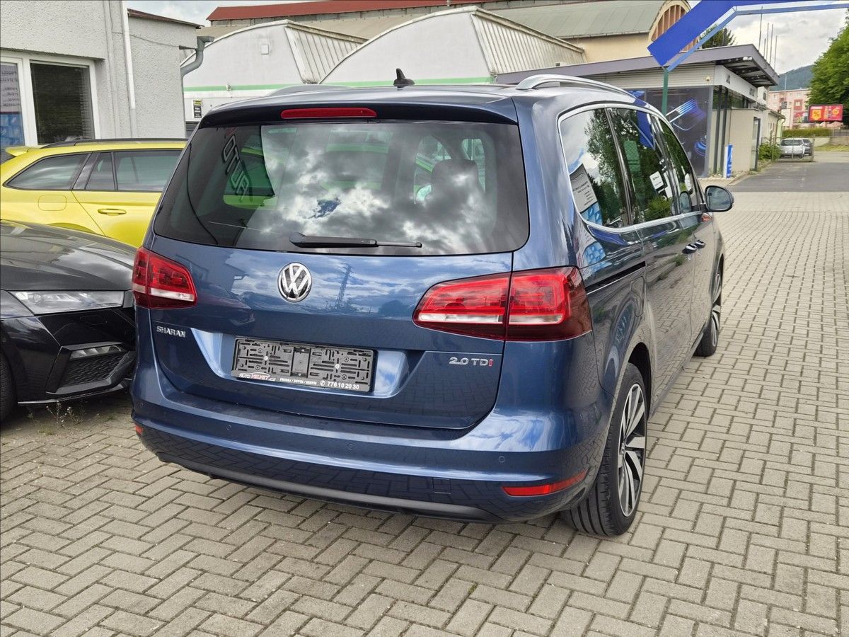 Volkswagen Sharan, 2,0 TDi DSG *XENON*NAVI*TAŽNÉ* - fotka 3