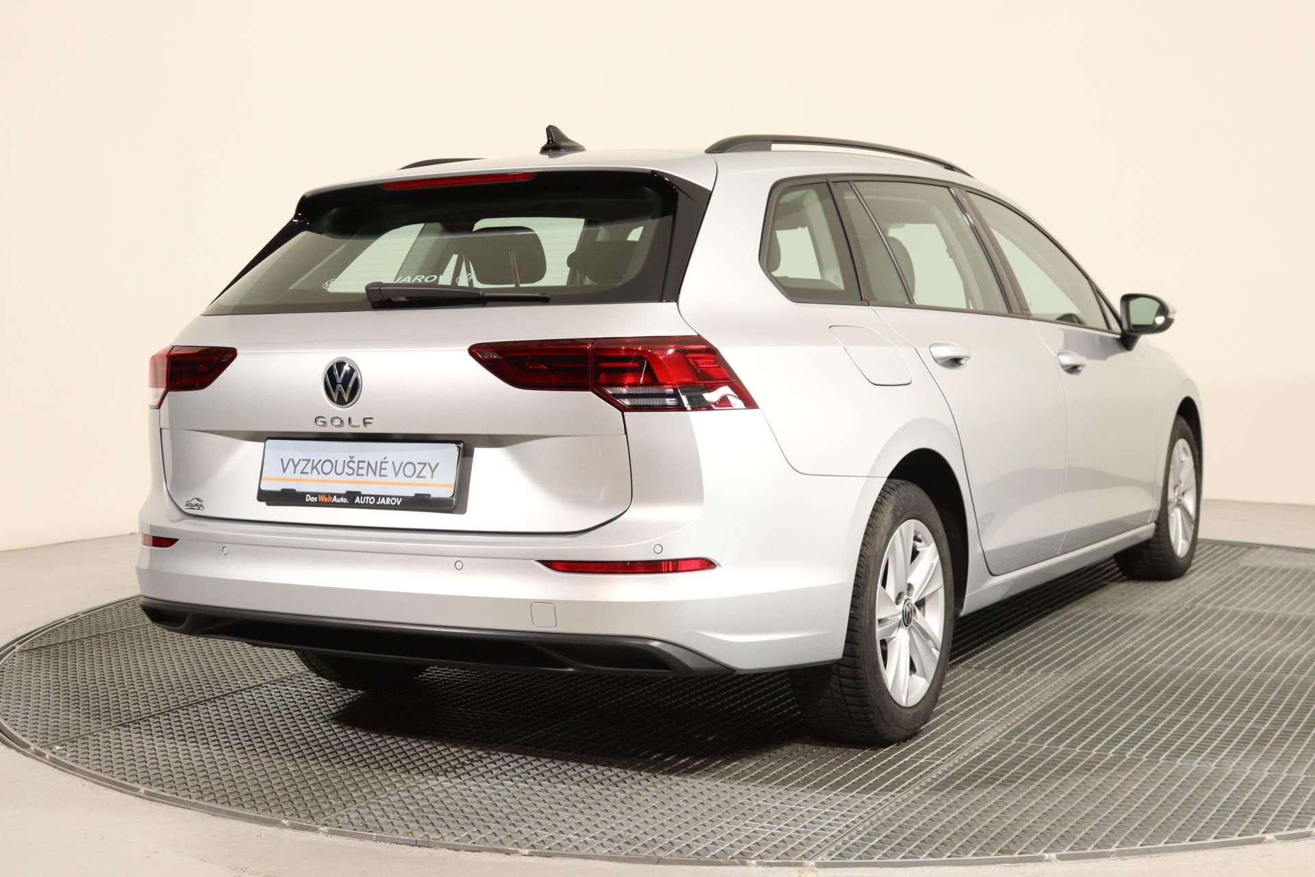 Volkswagen Golf Variant, LIFE 1,0 TSI 81kW/ LED světla - fotka 2