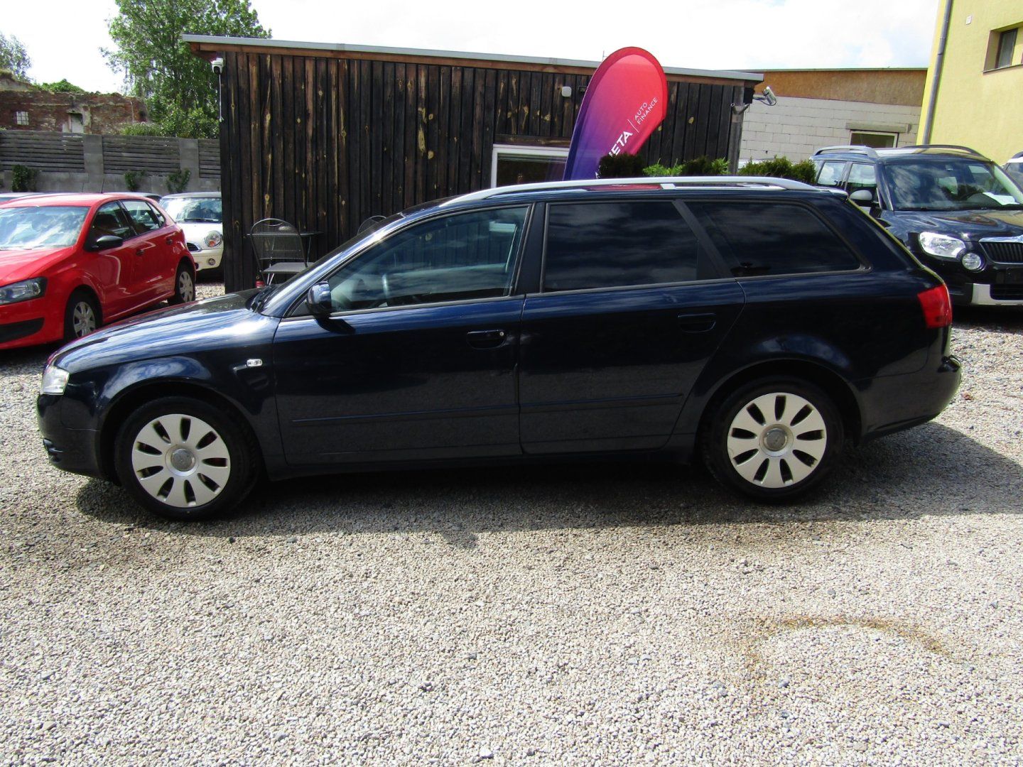 Audi A4 Avant, 2.0 TDI 103kW AUTOMAT - fotka 2