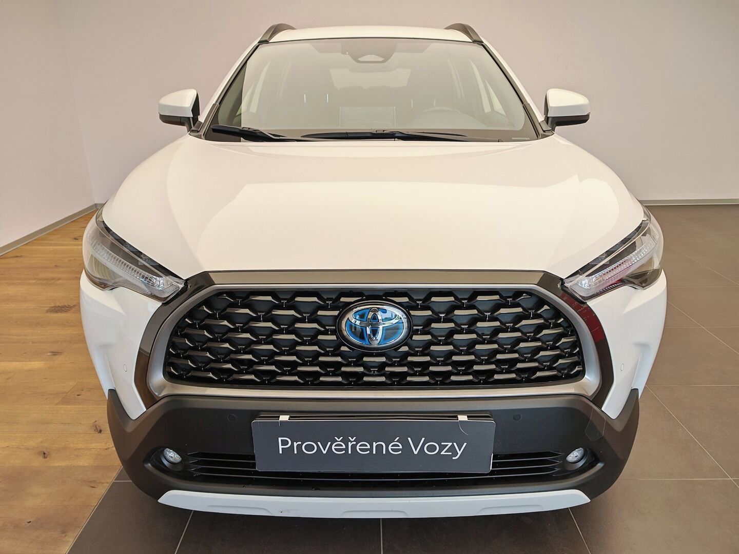 Toyota Corolla Cross, 1.8 Hybrid Style - fotka 2