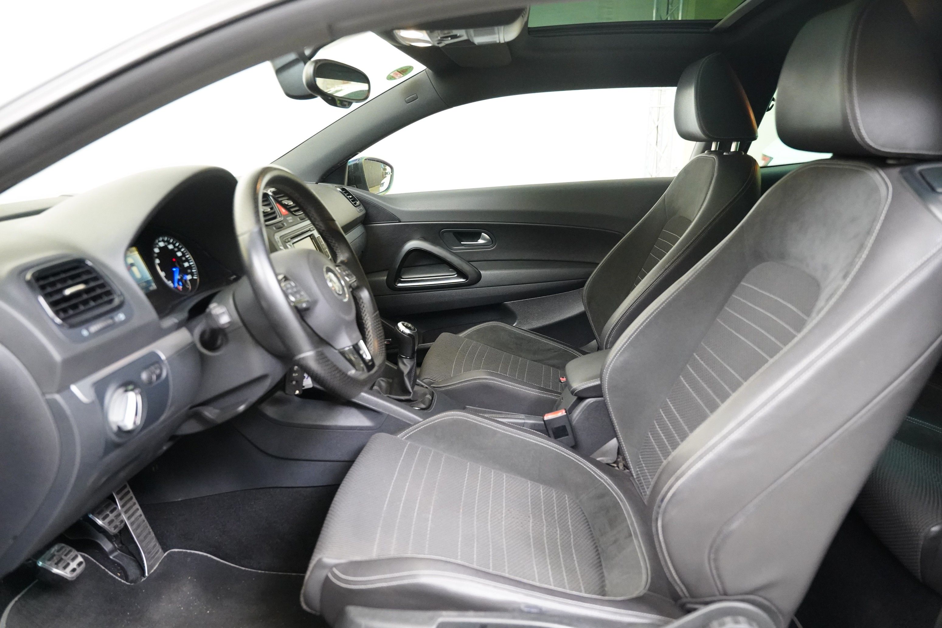 Volkswagen Scirocco, 2.0 TSI 195 kW R - fotka 5