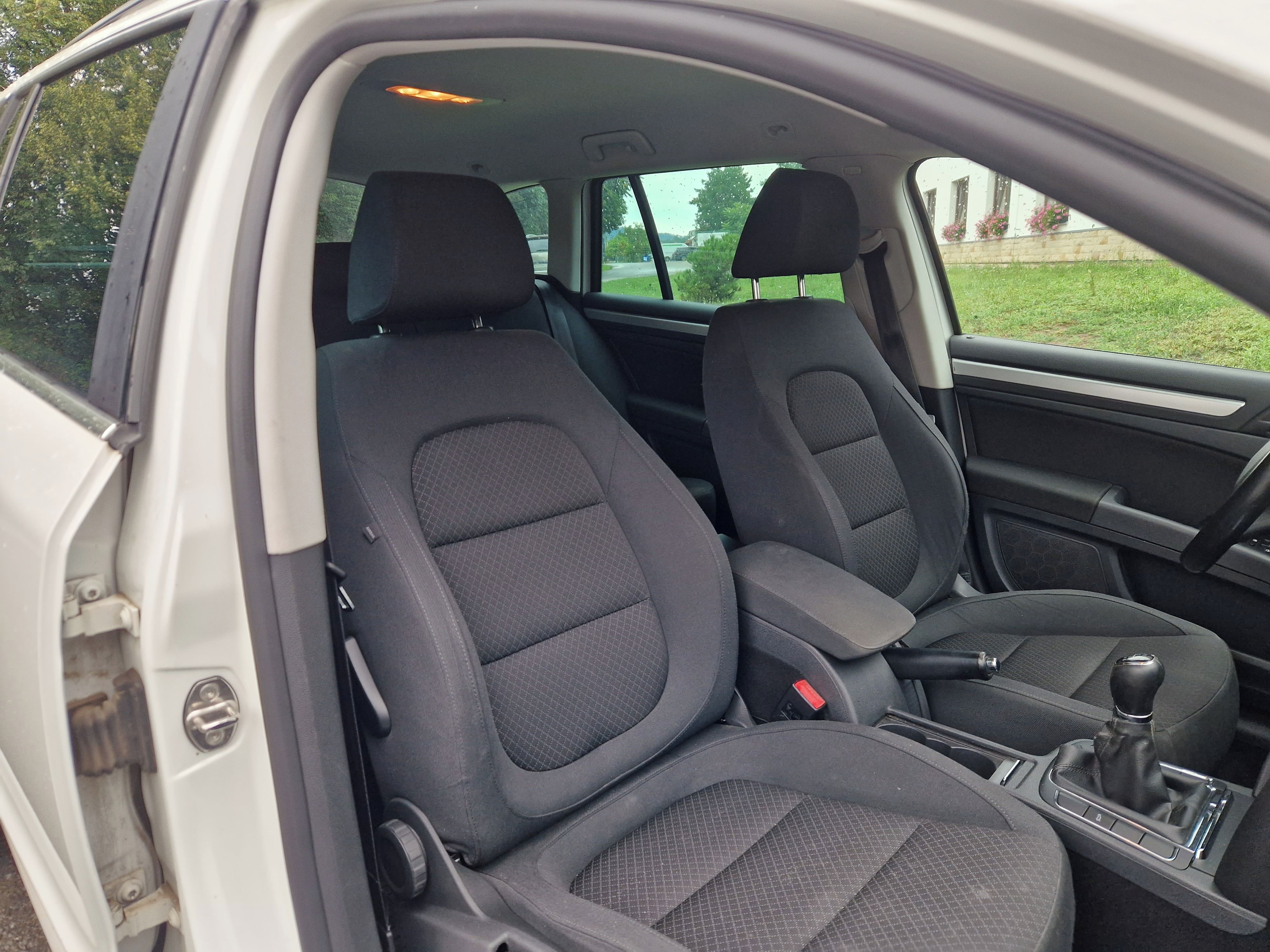 Škoda Superb, Škoda Superb 2 combi 2,0 TDI - fotka 6