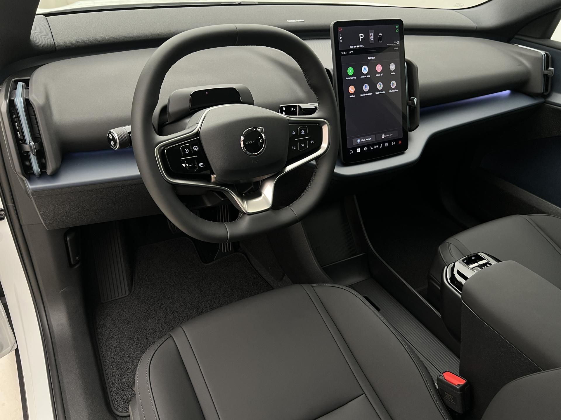 Volvo EX30, P5 LONG RANGE electric ULTRA - fotka 4