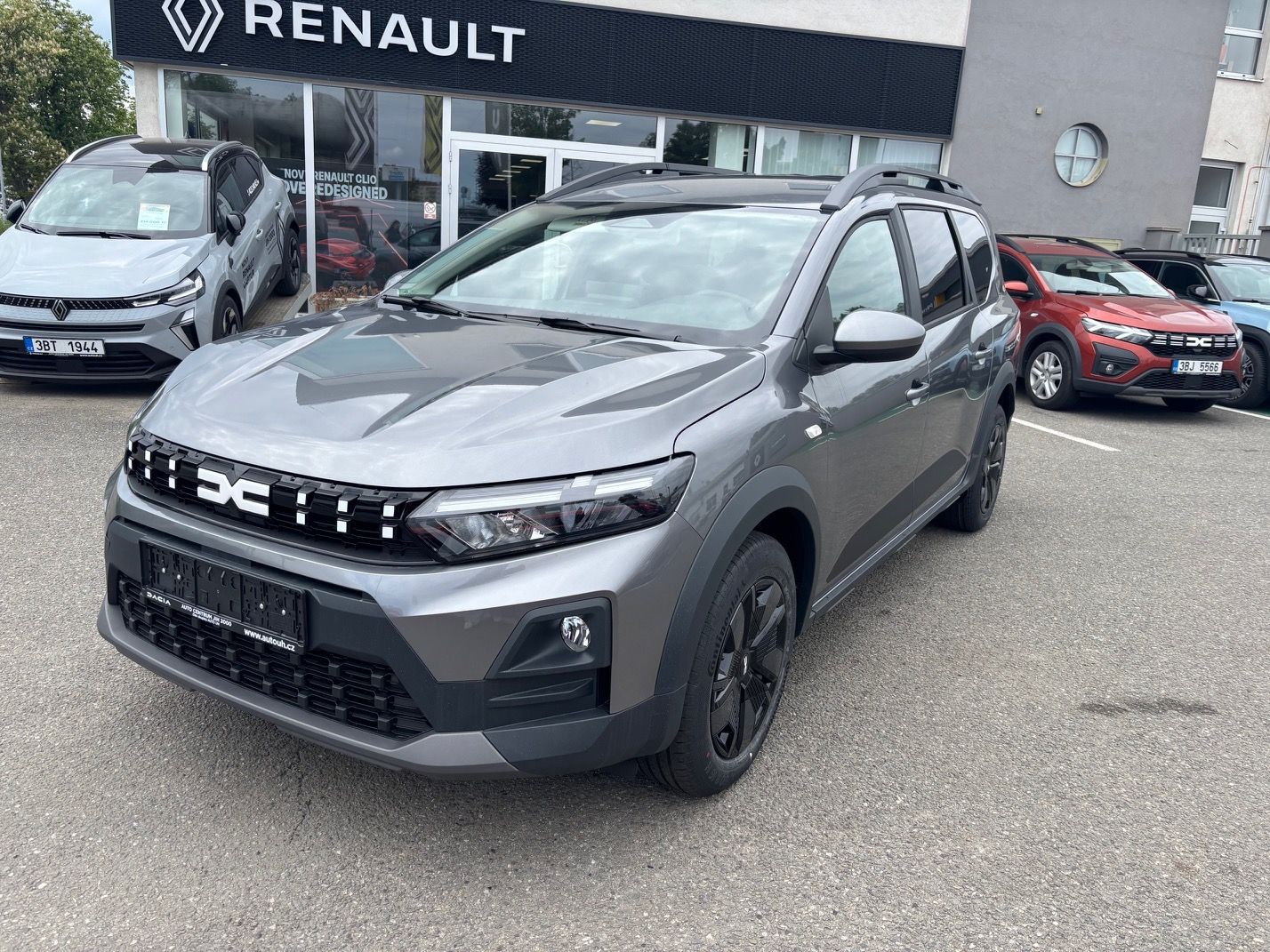 Dacia Jogger, Expression TCe 110 7 míst
