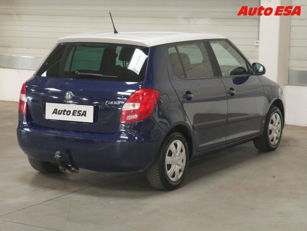 Škoda Fabia, 1.6. - fotka 4