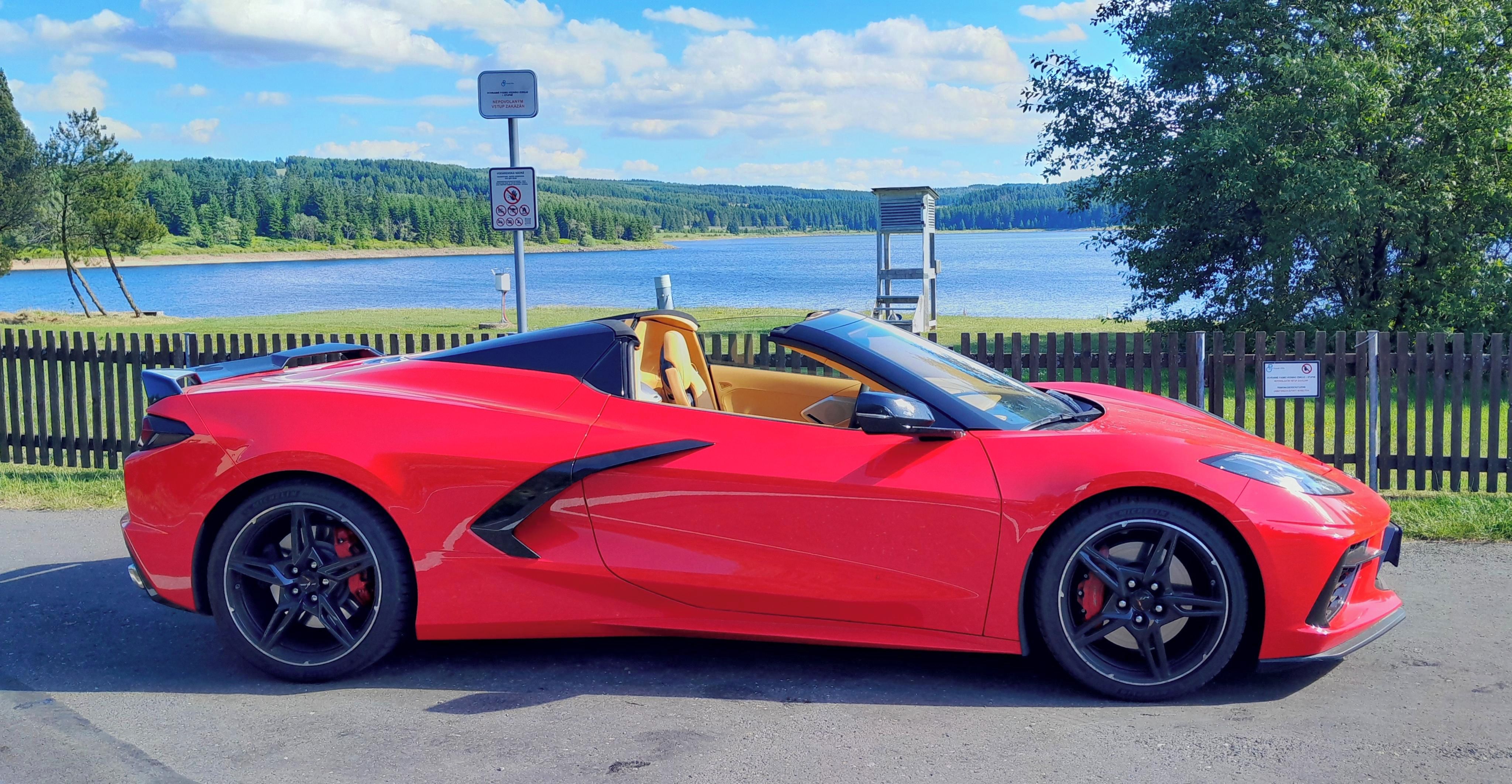 Chevrolet Corvette - fotka 2