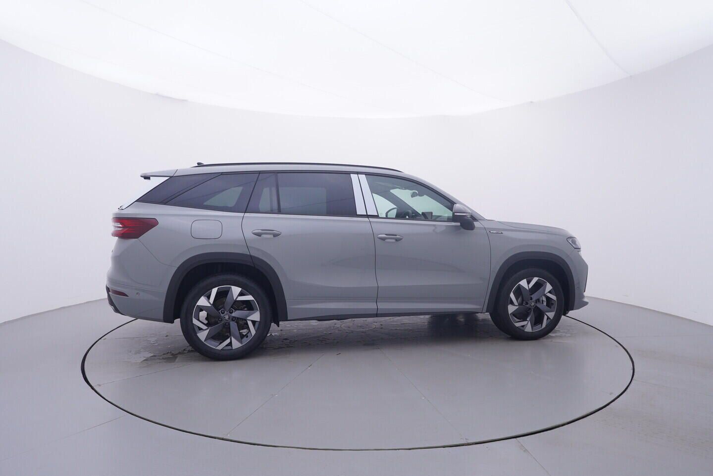 Škoda Kodiaq, Sportline 2.0 TDI 4x4 142 kW - fotka 6