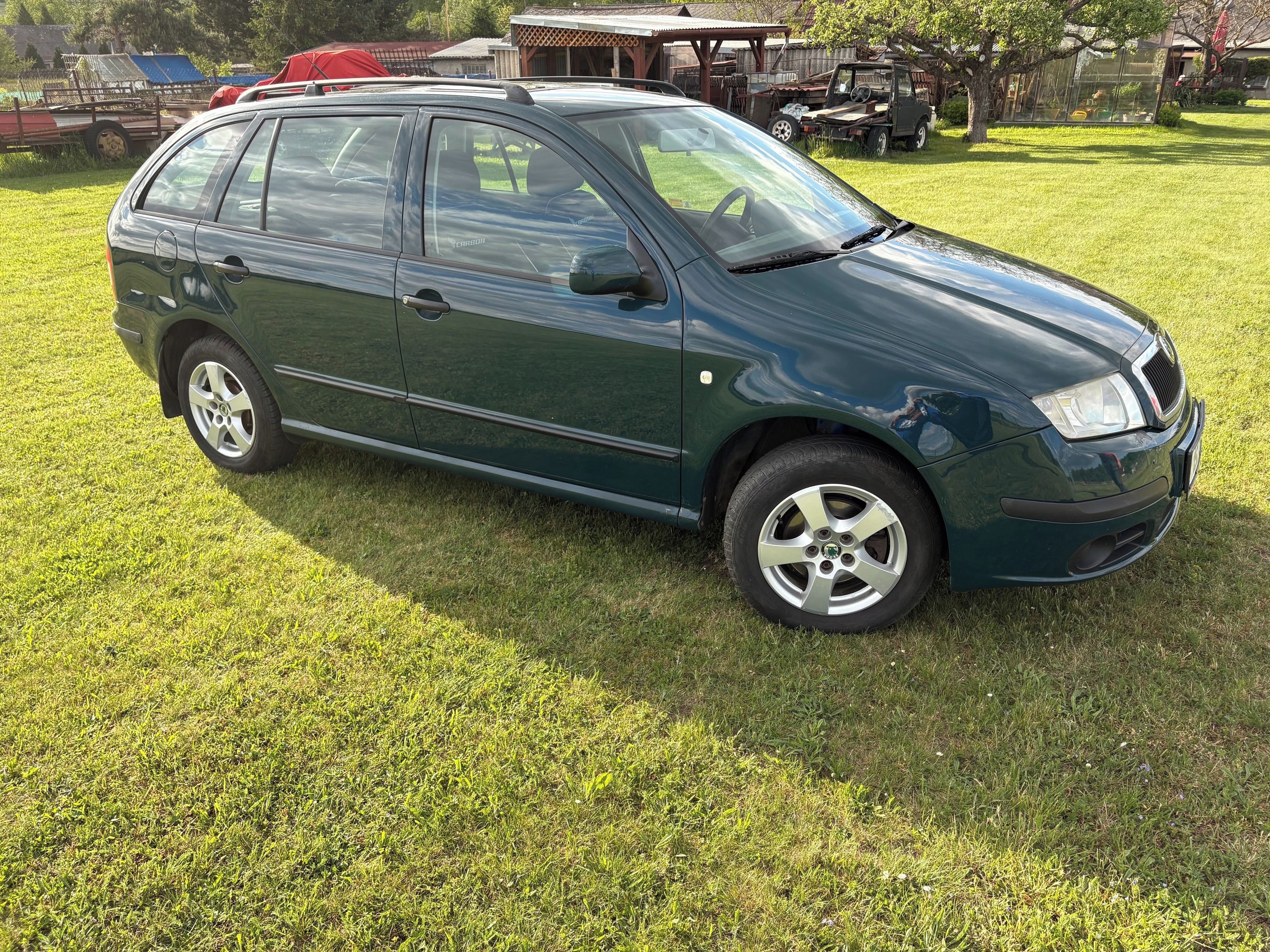 Škoda Fabia, 1,4 TDI, manuální, ABS - fotka 3
