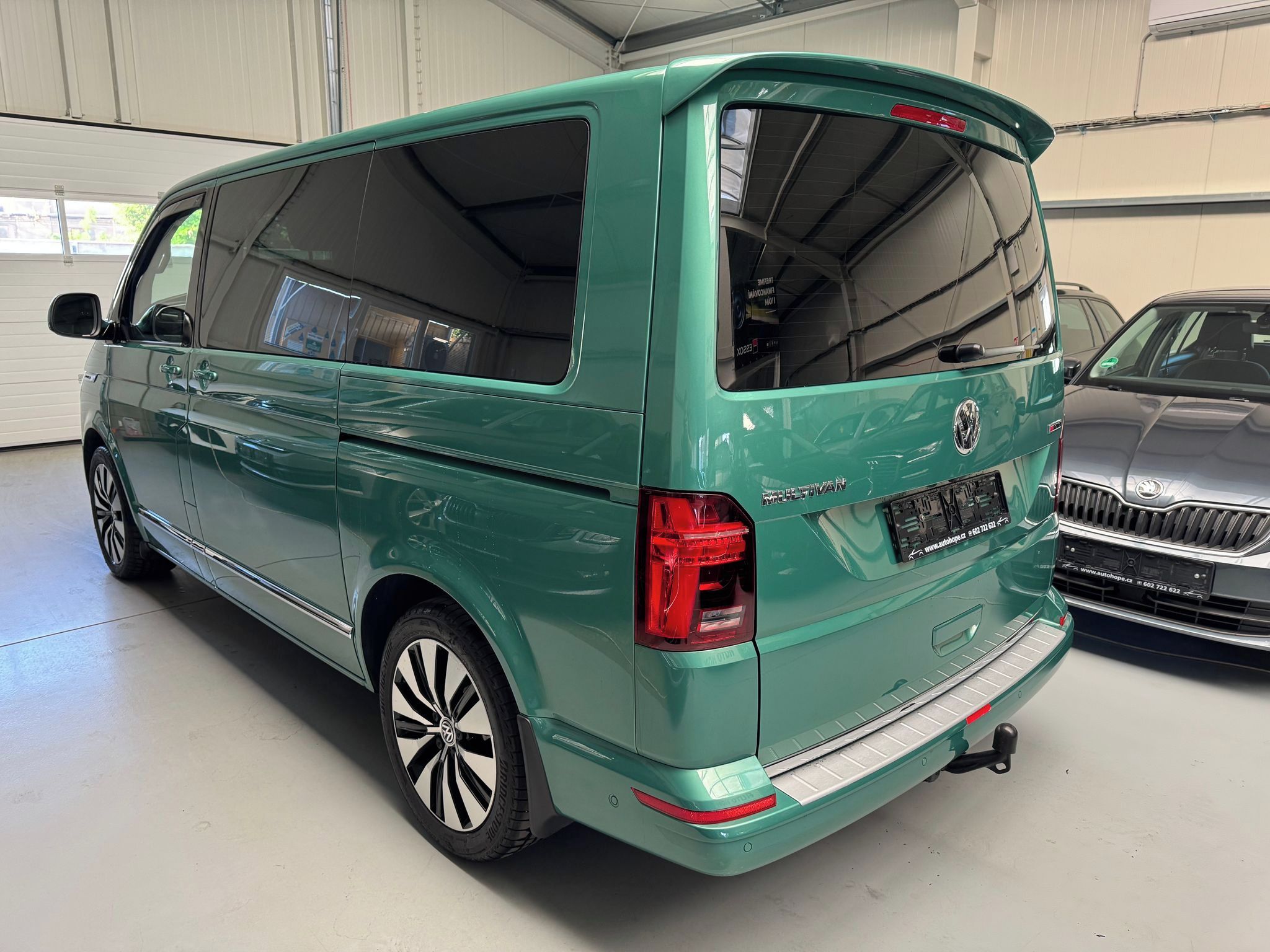 Volkswagen Multivan, 2.0TDI 150KW Highline 4MOT DSG - fotka 4