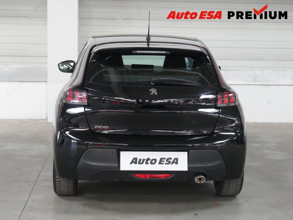Peugeot 208, 1.2 - fotka 5