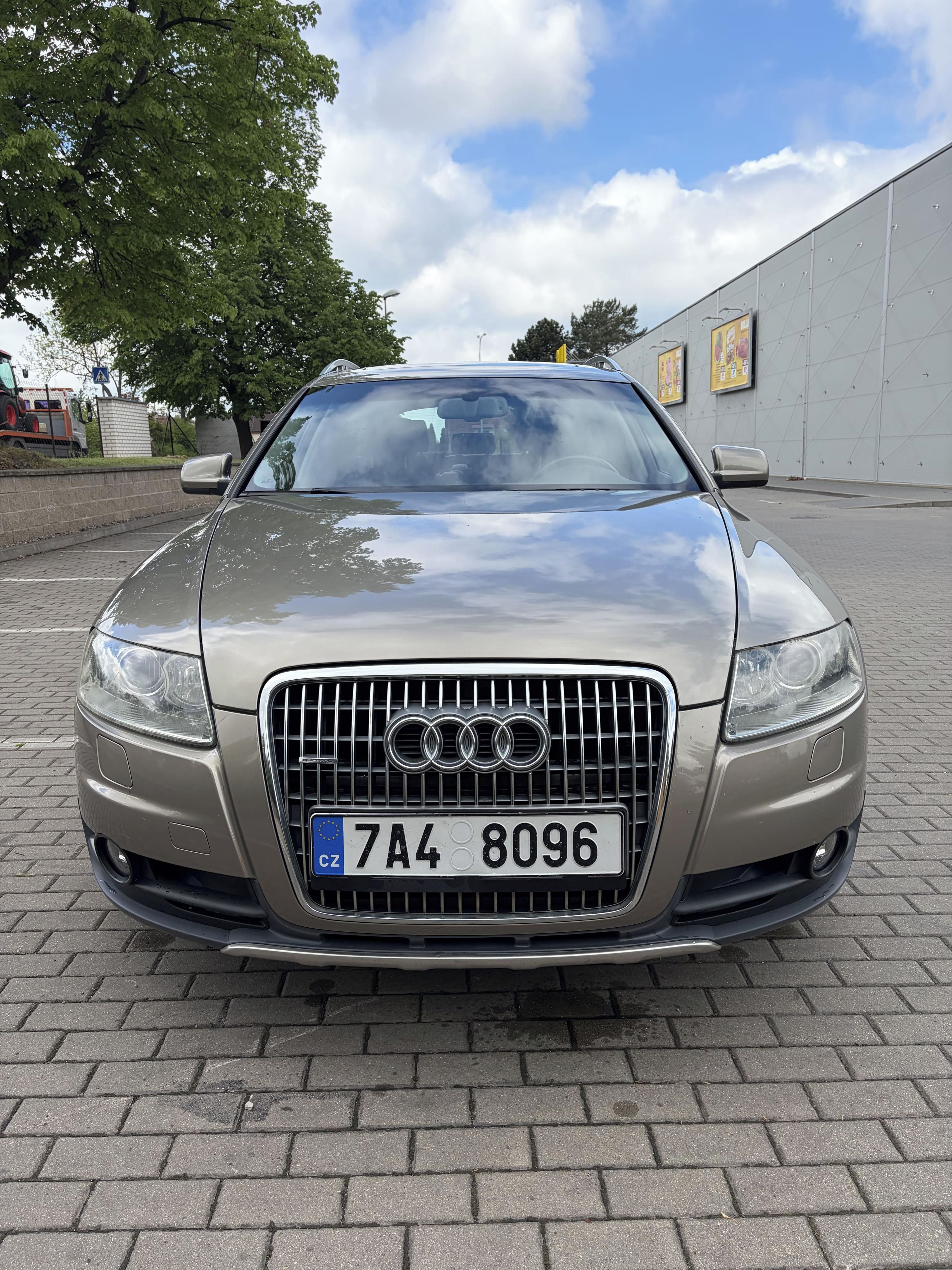 Audi A6 allroad, 3.0 TDI, 171 kW, QUATTRO - fotka 2