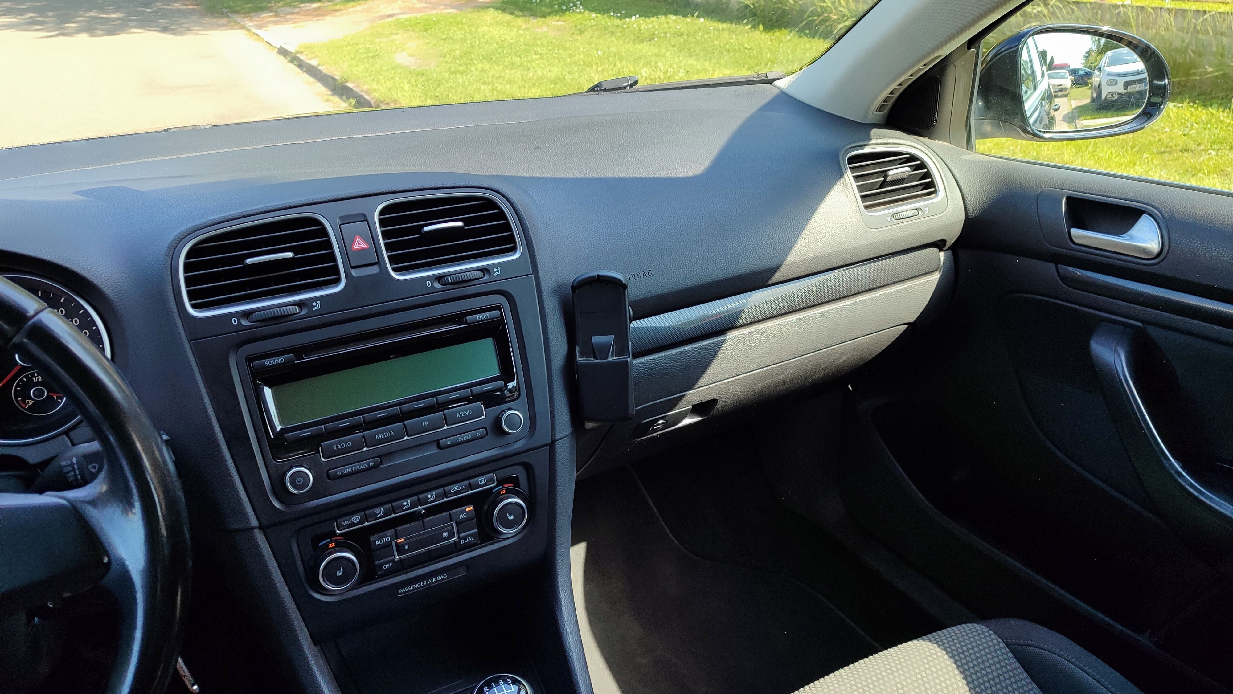 Volkswagen Golf Variant, 1.6 TDI, servisováno - fotka 2