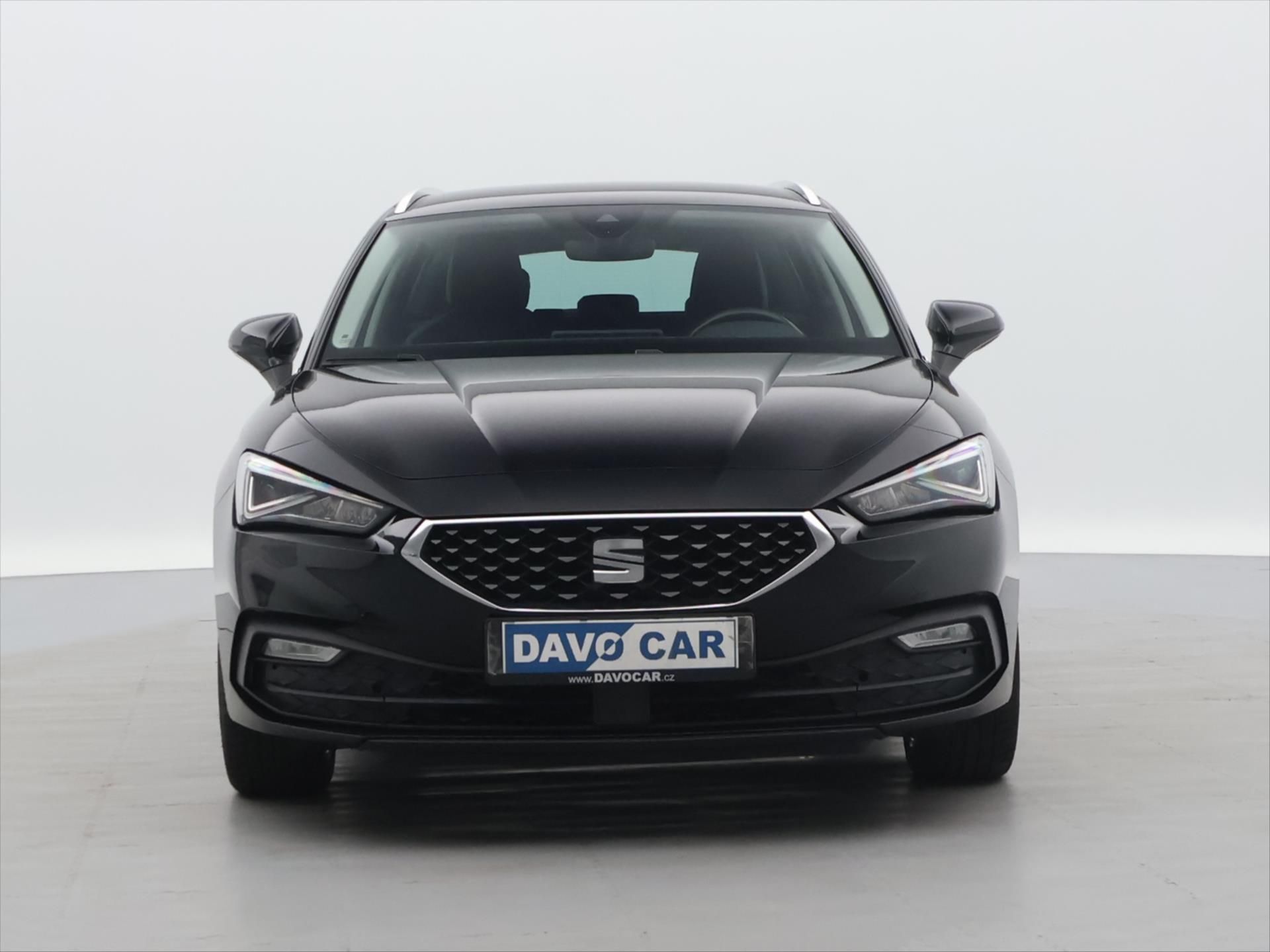 Seat Leon, 2,0 TDI DSG 110kW Xcellence ST - fotka 2